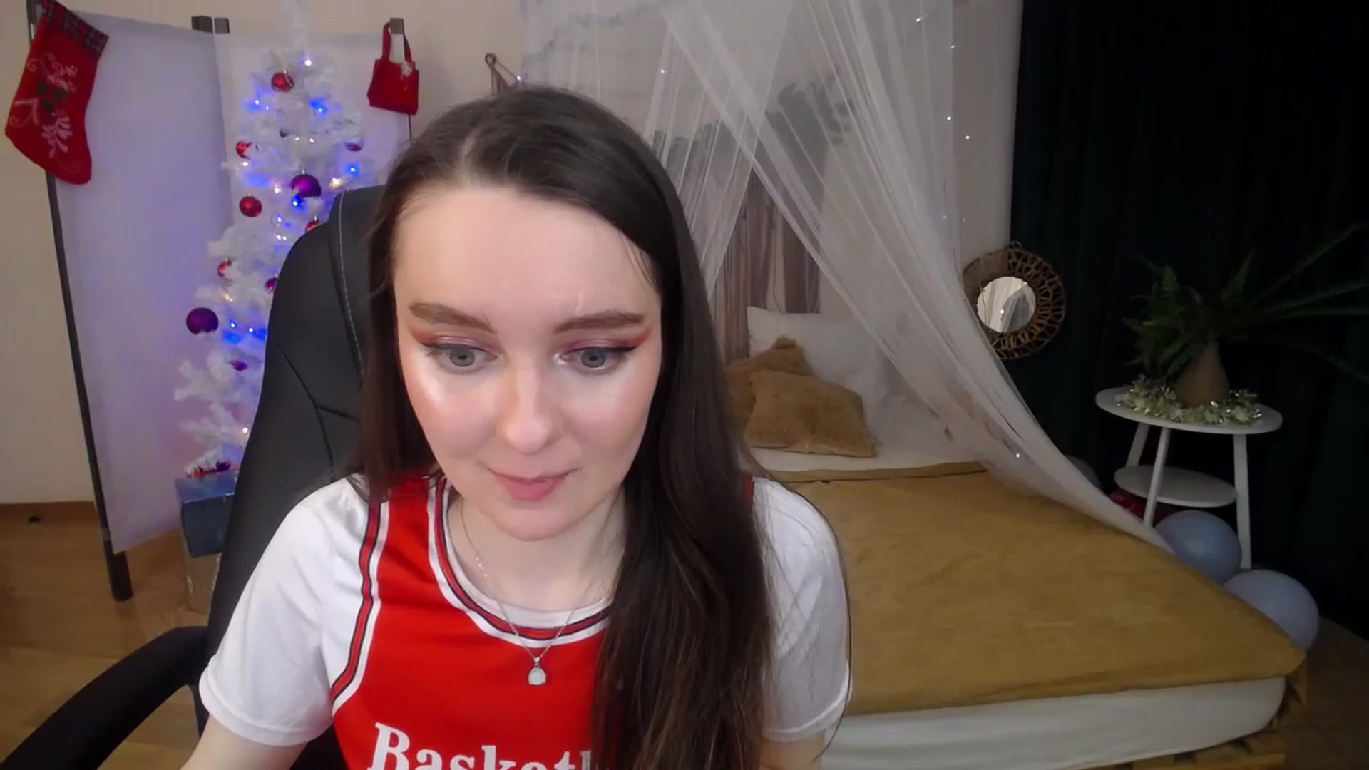 Gallery image thumbnail from Milim_Nava's myfreecams stream on, 12/30/2024, 12:00 image 2 of 20