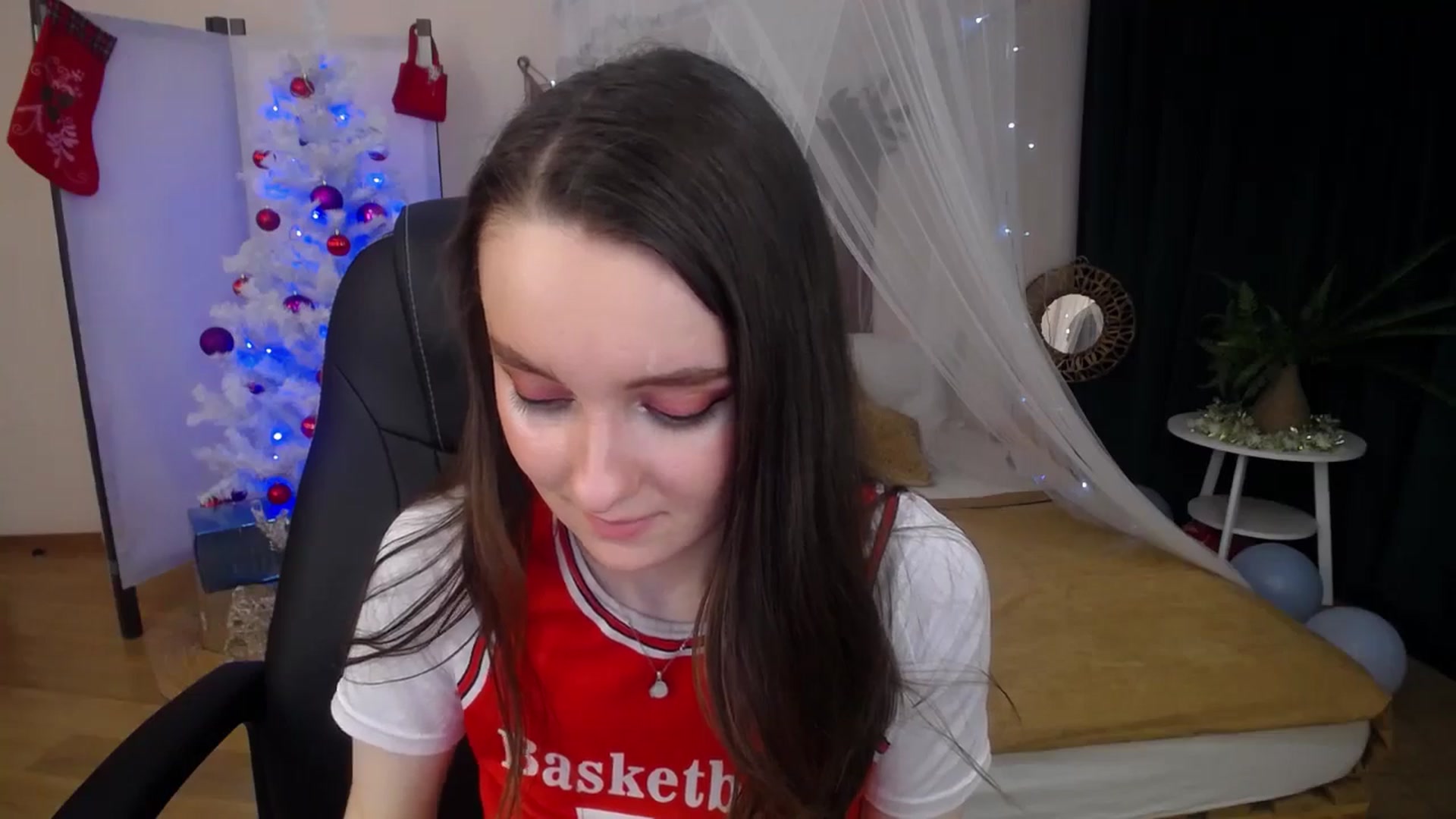 Gallery image thumbnail from Milim_Nava's myfreecams stream on, 12/30/2024, 12:00 image 18 of 20