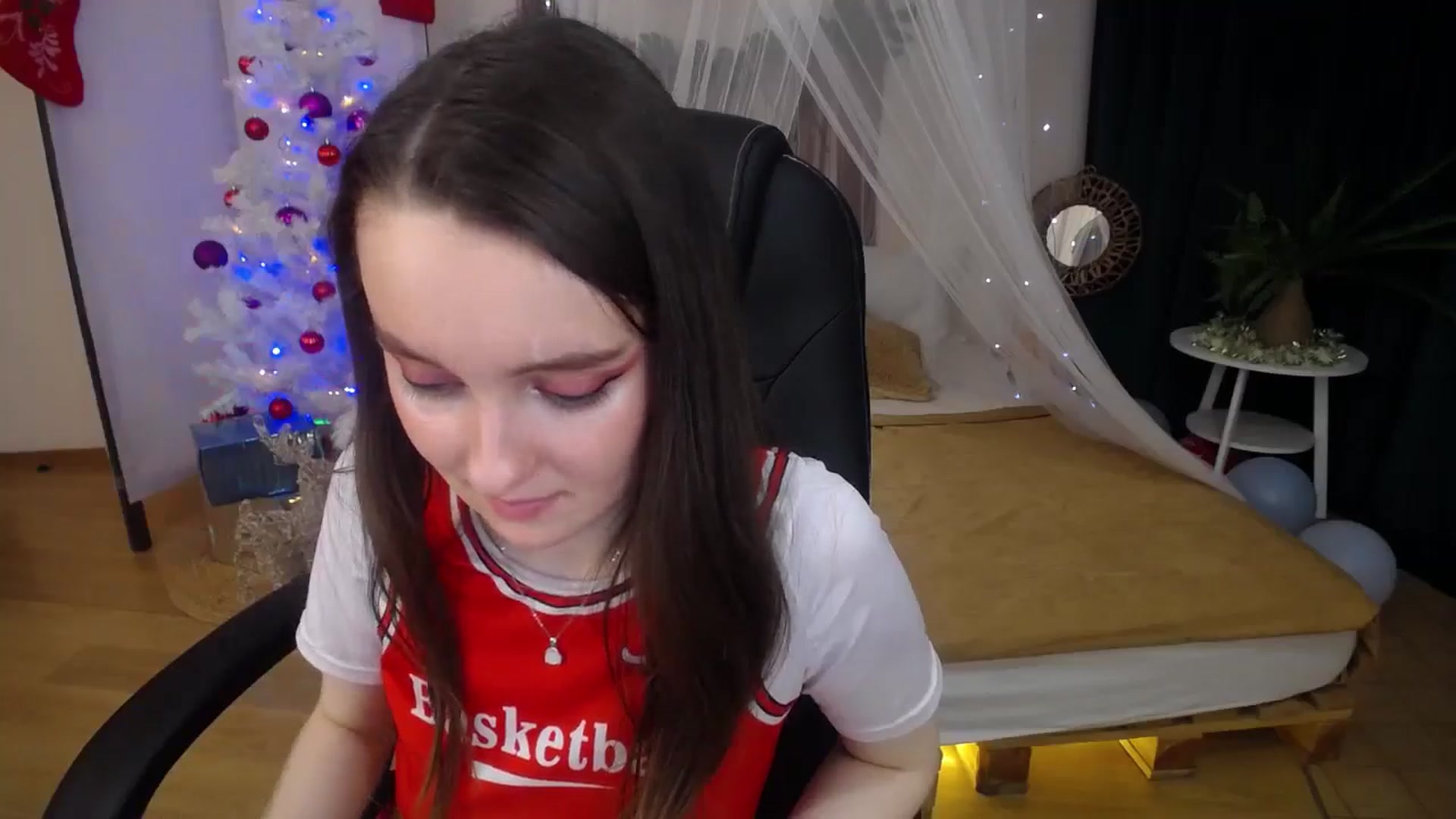 Gallery image thumbnail from Milim_Nava's myfreecams stream on, 12/30/2024, 12:00 image 14 of 20