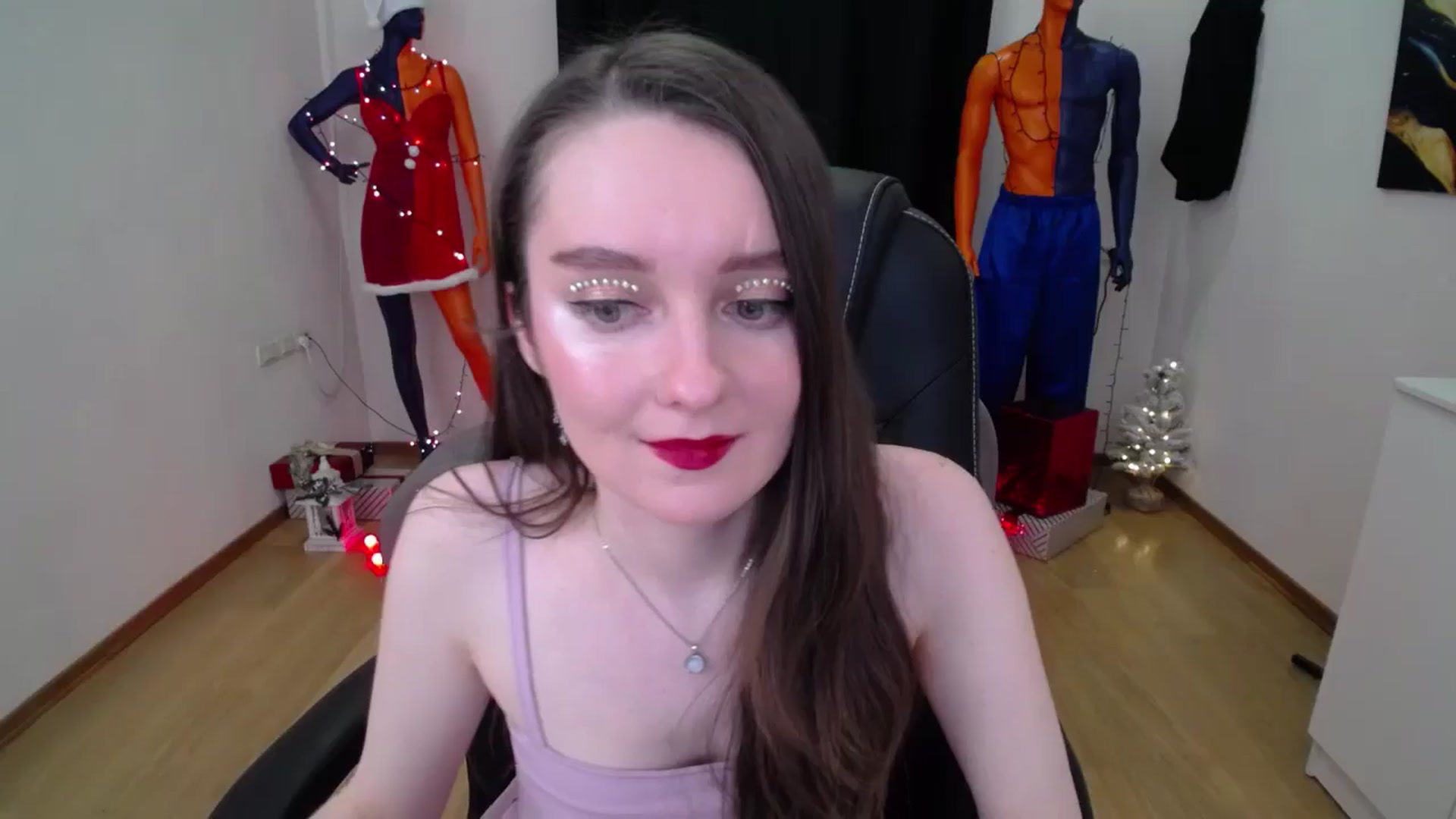 Gallery image thumbnail from Milim_Nava's myfreecams stream on, 12/31/2024, 09:25 image 15 of 20