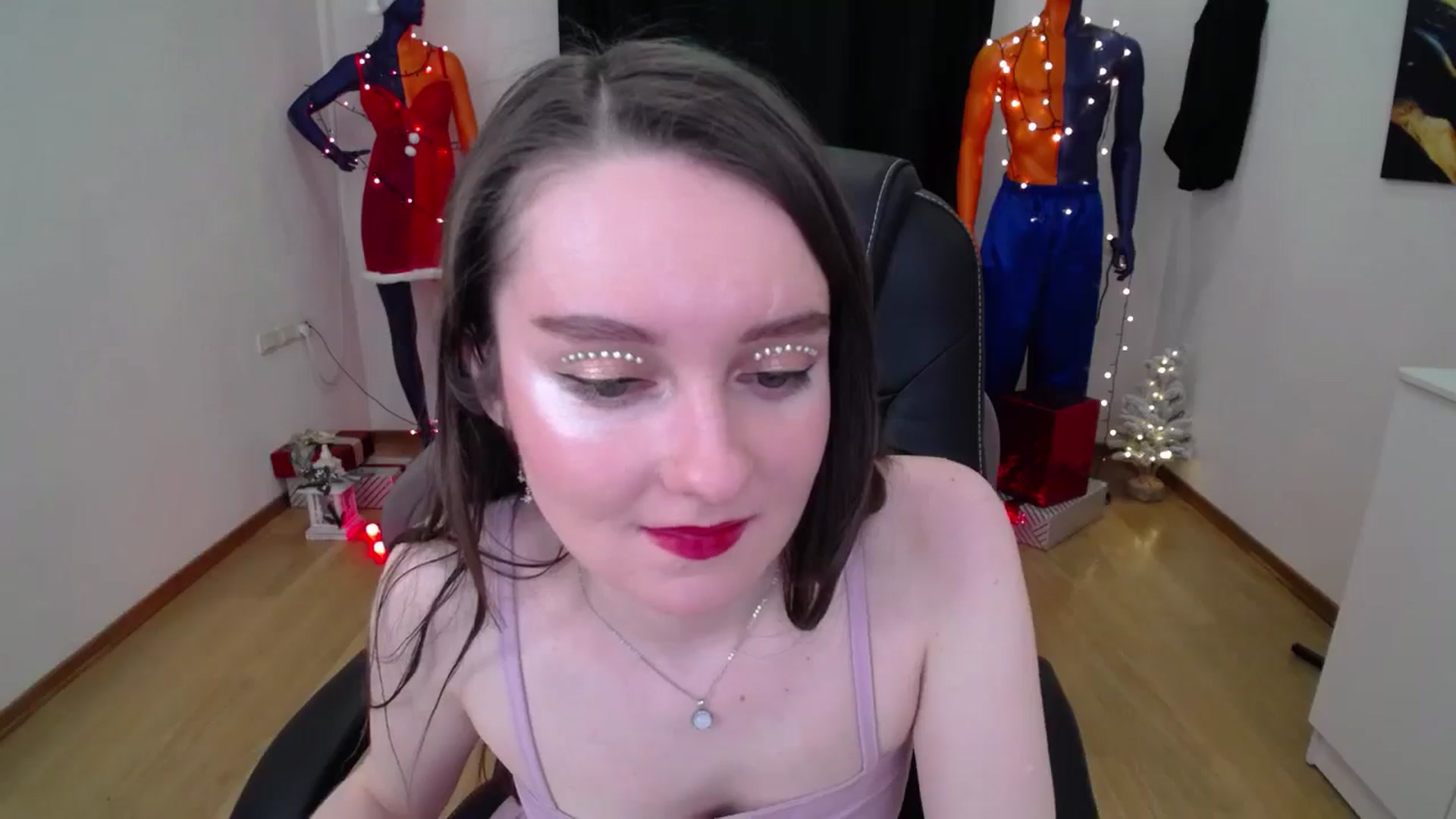 Gallery image thumbnail from Milim_Nava's myfreecams stream on, 12/31/2024, 10:35 image 18 of 20