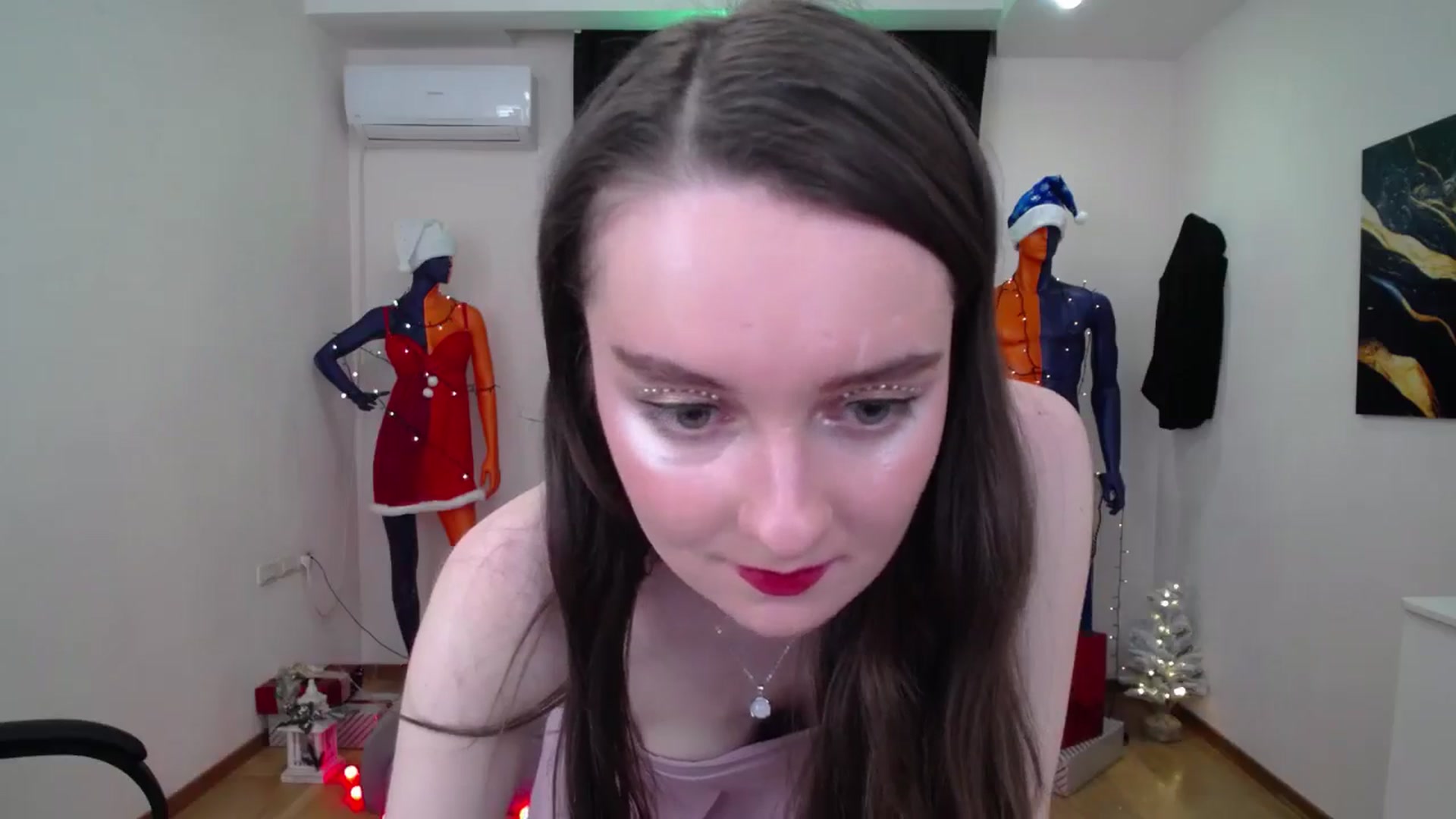 Gallery image thumbnail from Milim_Nava's myfreecams stream on, 12/31/2024, 10:35 image 6 of 20