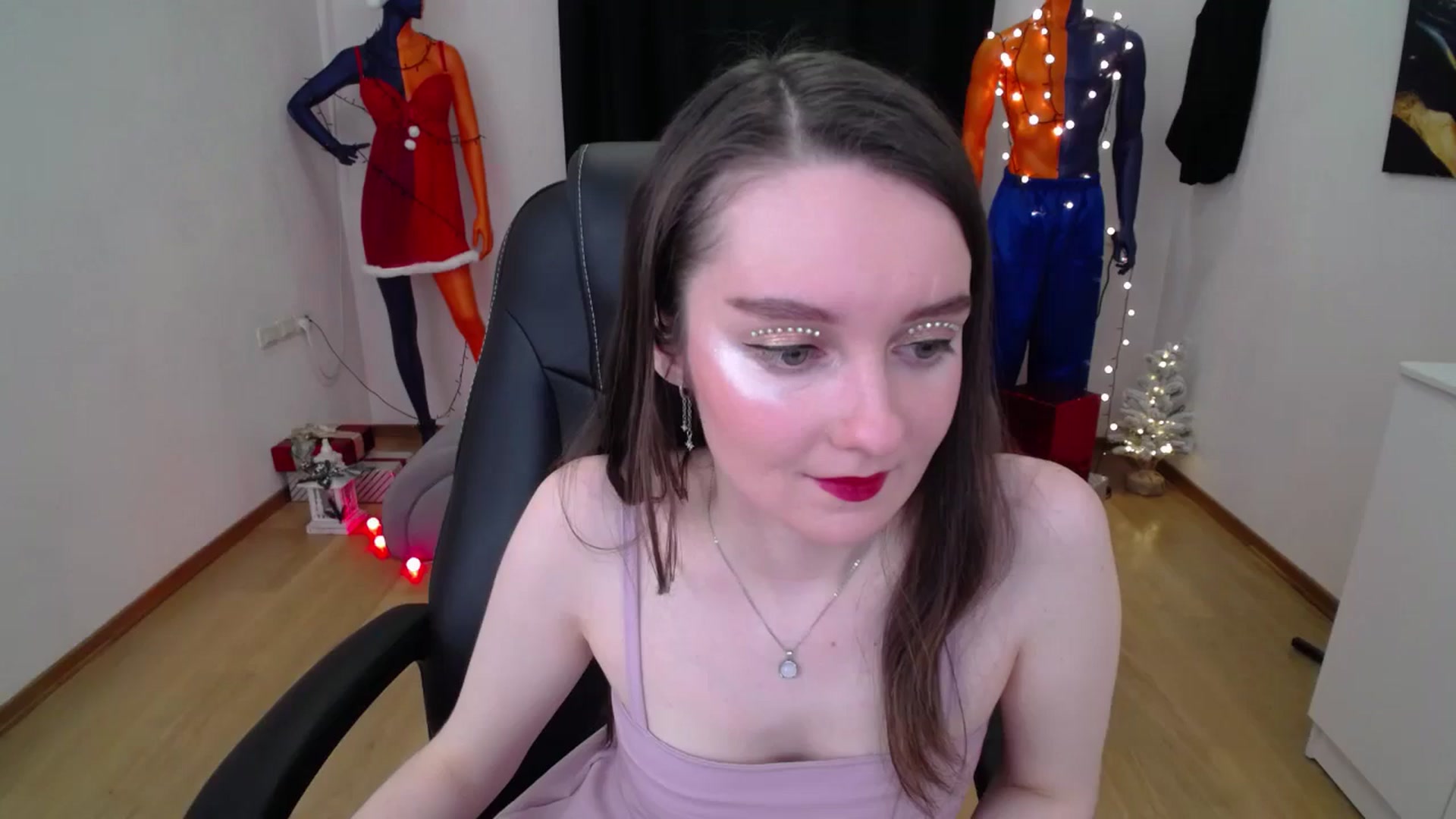 Gallery image thumbnail from Milim_Nava's myfreecams stream on, 12/31/2024, 10:35 image 8 of 20