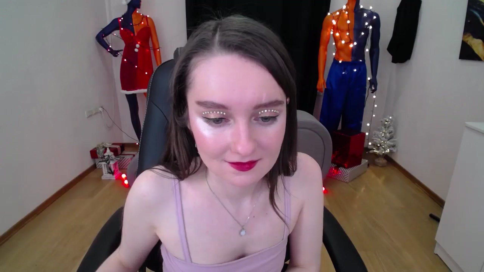 Gallery image thumbnail from Milim_Nava's myfreecams stream on, 12/31/2024, 10:35 image 19 of 20