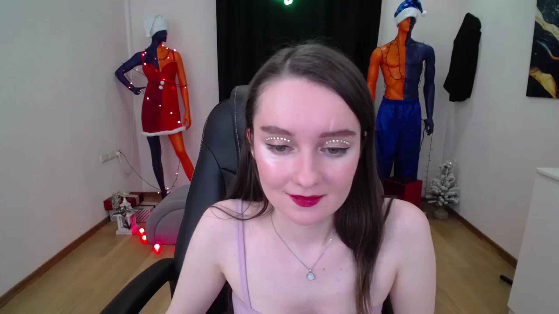 Gallery image thumbnail from Milim_Nava's myfreecams stream on, 12/31/2024, 10:35 image 12 of 20