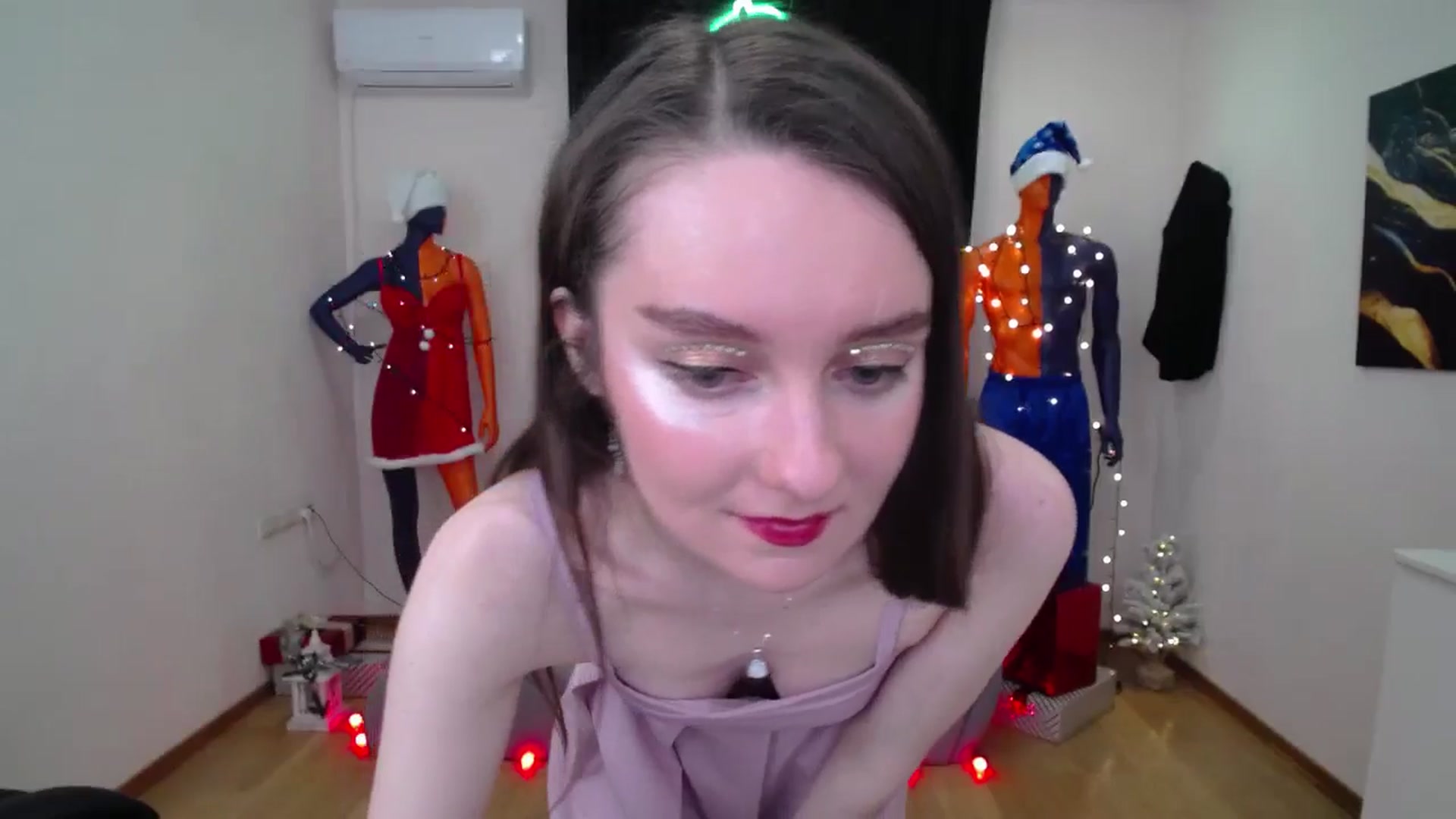 Gallery image thumbnail from Milim_Nava's myfreecams stream on, 12/31/2024, 11:45 image 18 of 20