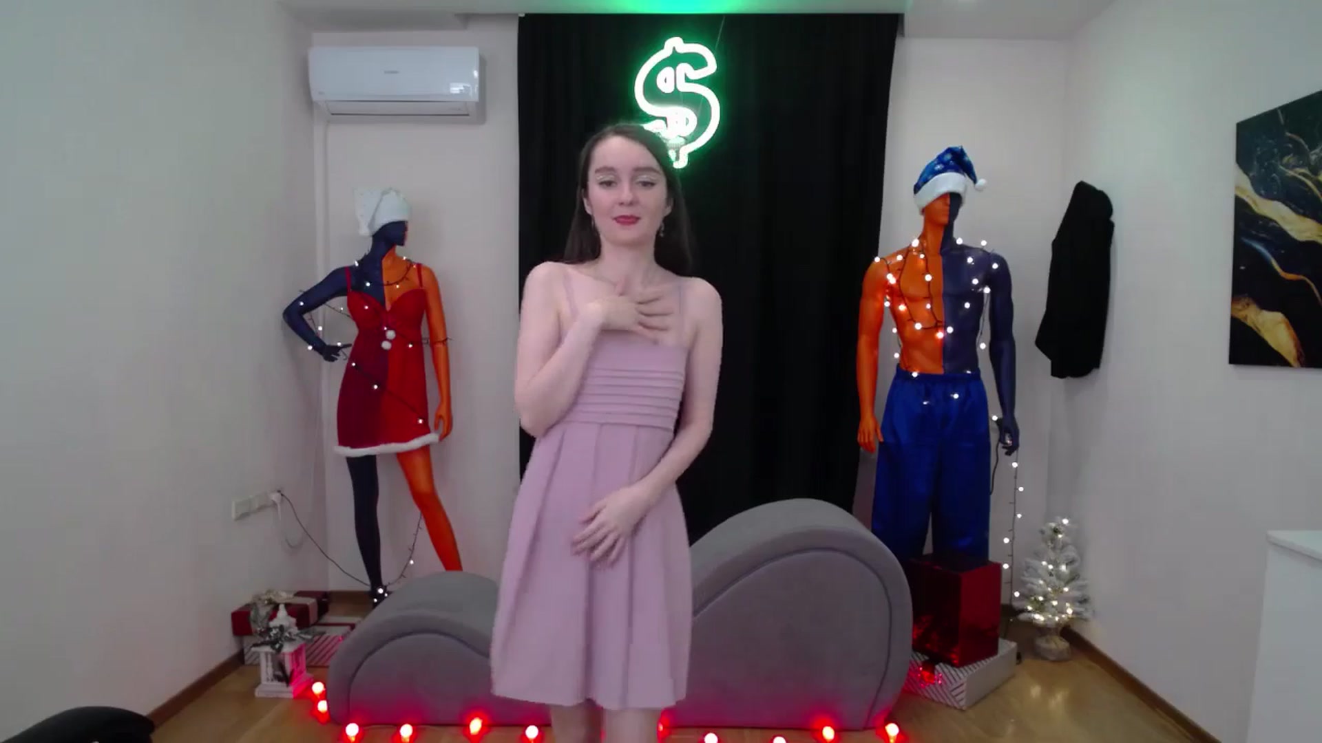 Gallery image thumbnail from Milim_Nava's myfreecams stream on, 12/31/2024, 11:45 image 15 of 20
