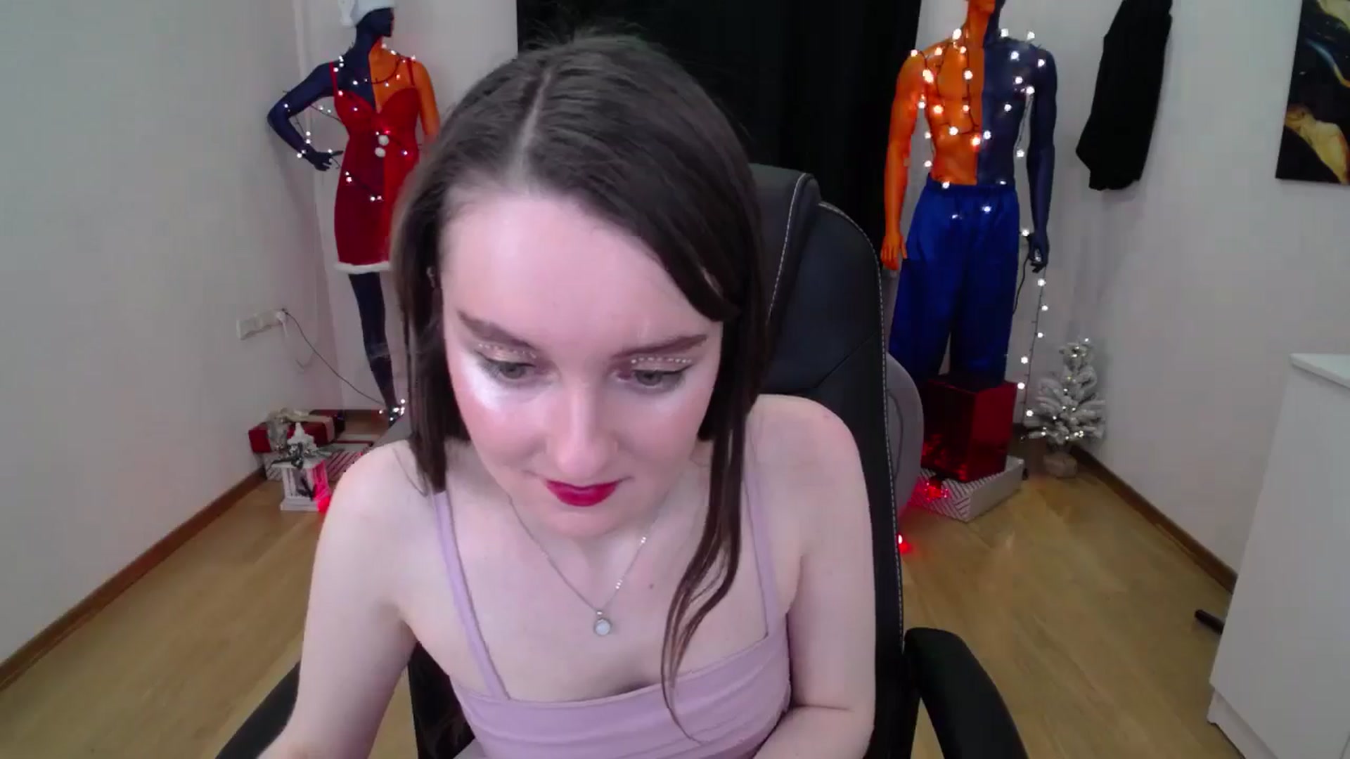 Gallery image thumbnail from Milim_Nava's myfreecams stream on, 12/31/2024, 11:45 image 13 of 20