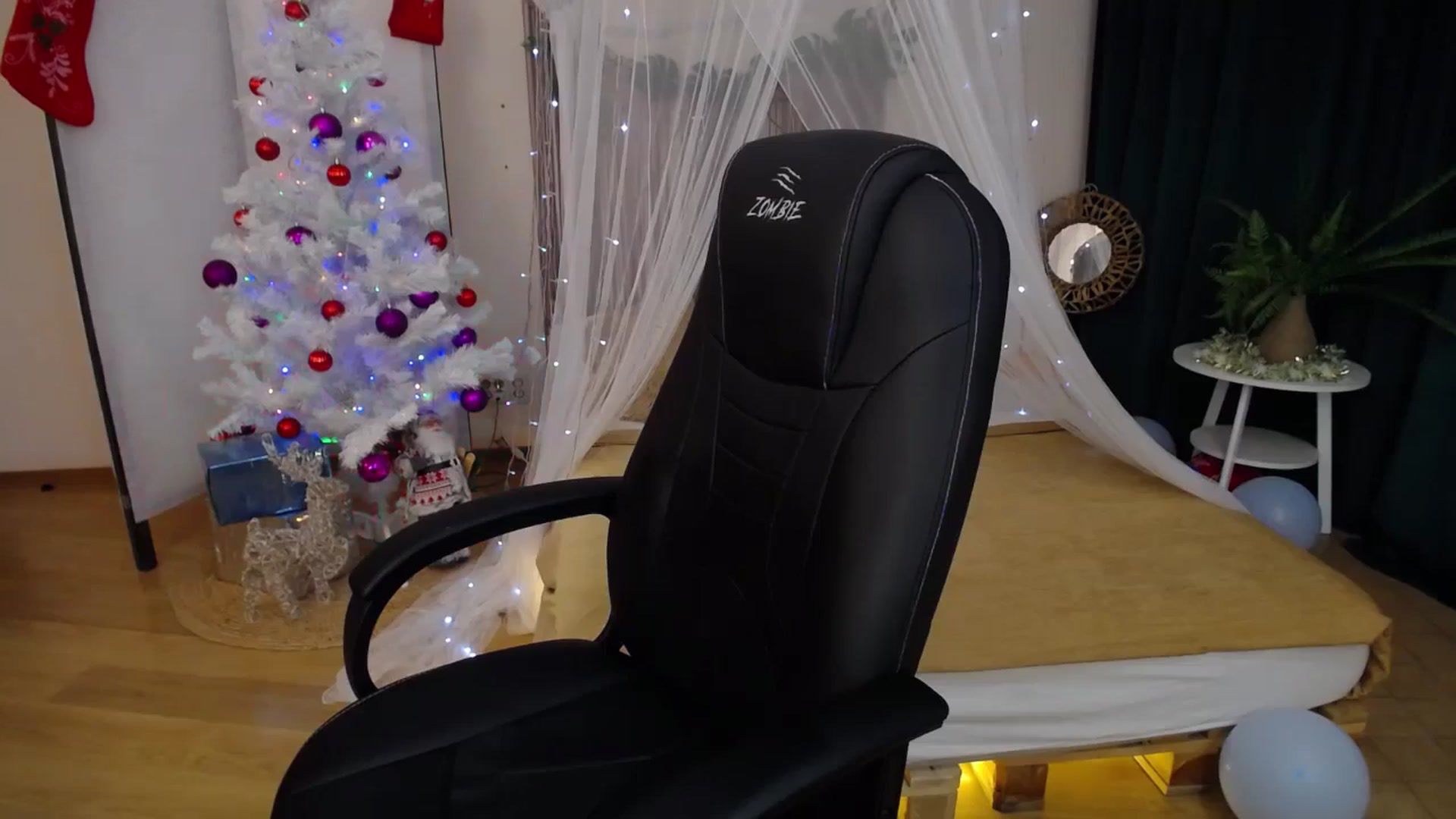 Gallery image thumbnail from Milim_Nava's myfreecams stream on, 01/09/2025, 12:18 image 12 of 20