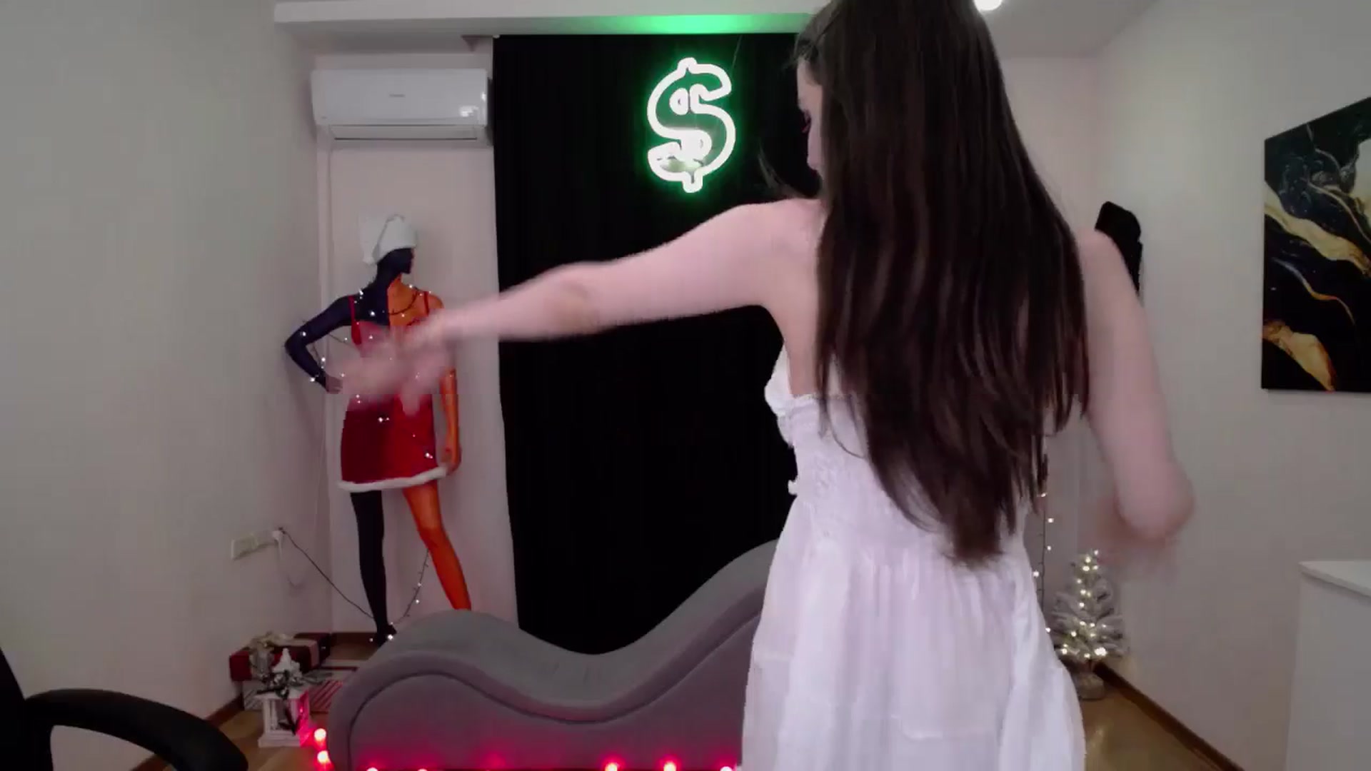 Gallery image thumbnail from Milim_Nava's myfreecams stream on, 01/10/2025, 09:55 image 8 of 20