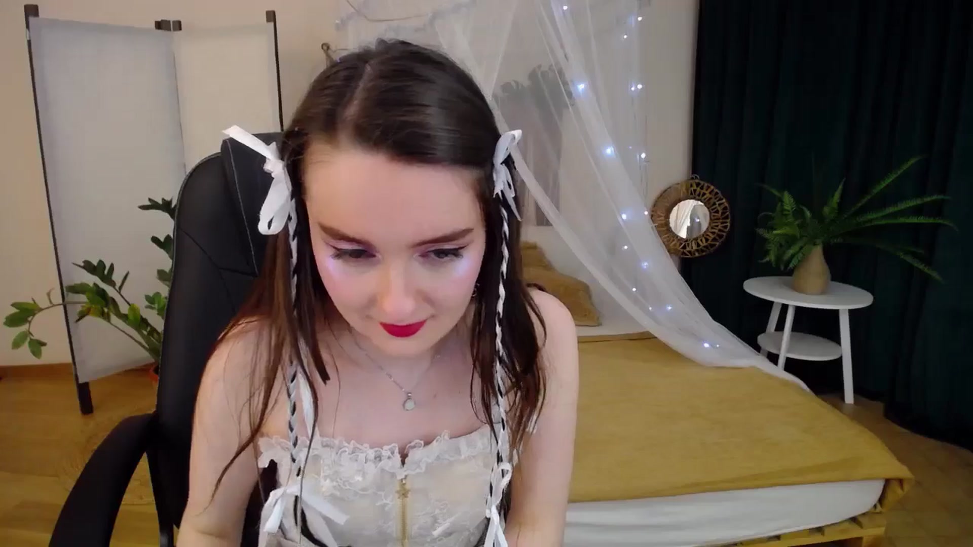 Gallery image thumbnail from Milim_Nava's myfreecams stream on, 01/18/2025, 19:20 image 17 of 20