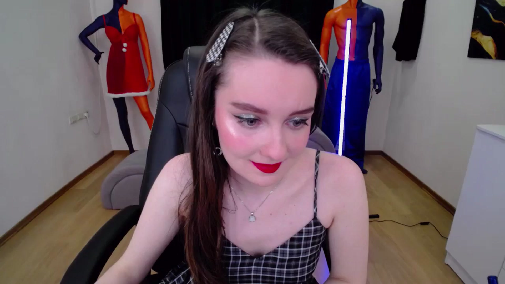 Gallery image thumbnail from Milim_Nava's myfreecams stream on, 01/19/2025, 20:28 image 15 of 20