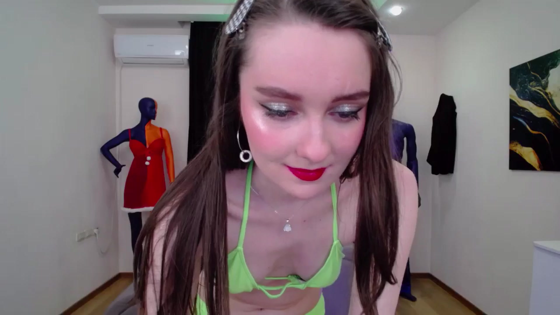 Gallery image thumbnail from Milim_Nava's myfreecams stream on, 01/19/2025, 20:55 image 11 of 20