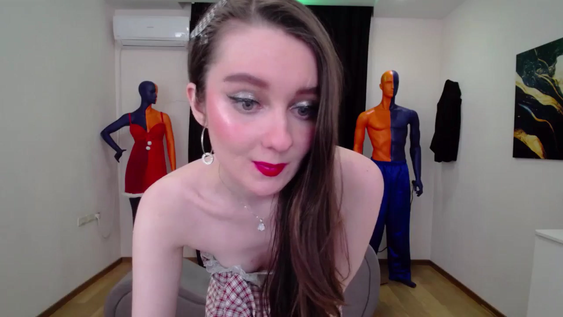 Gallery image thumbnail from Milim_Nava's myfreecams stream on, 01/20/2025, 02:30 image 19 of 20