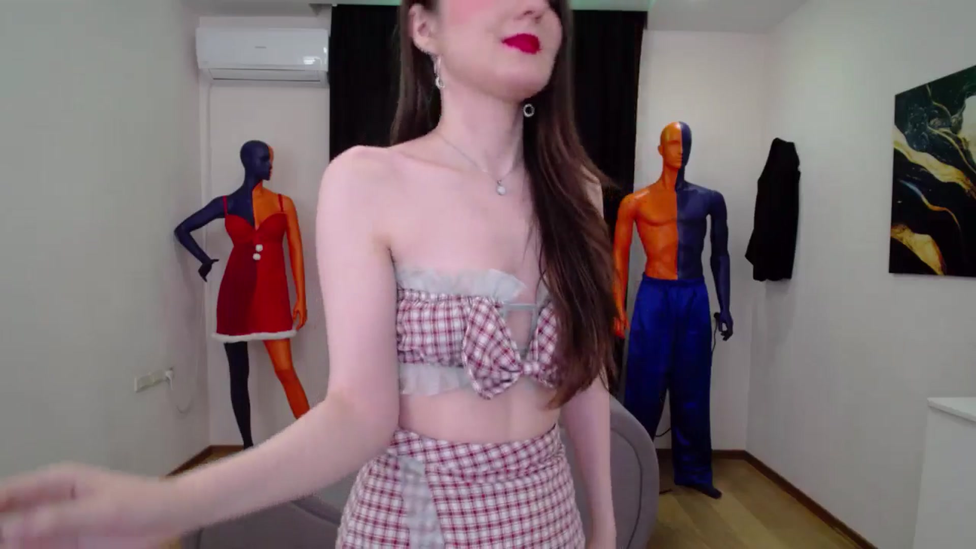 Gallery image thumbnail from Milim_Nava's myfreecams stream on, 01/20/2025, 02:30 image 18 of 20