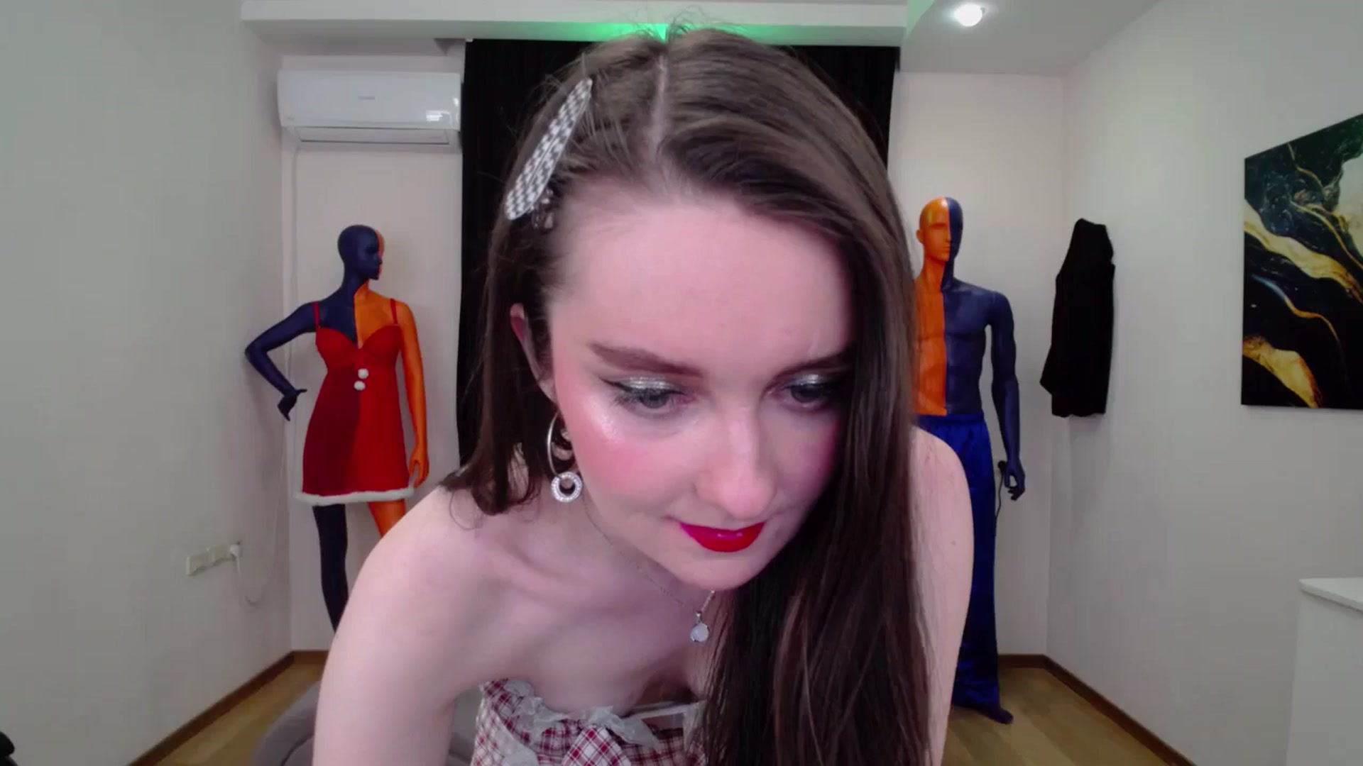 Gallery image thumbnail from Milim_Nava's myfreecams stream on, 01/20/2025, 02:30 image 9 of 20