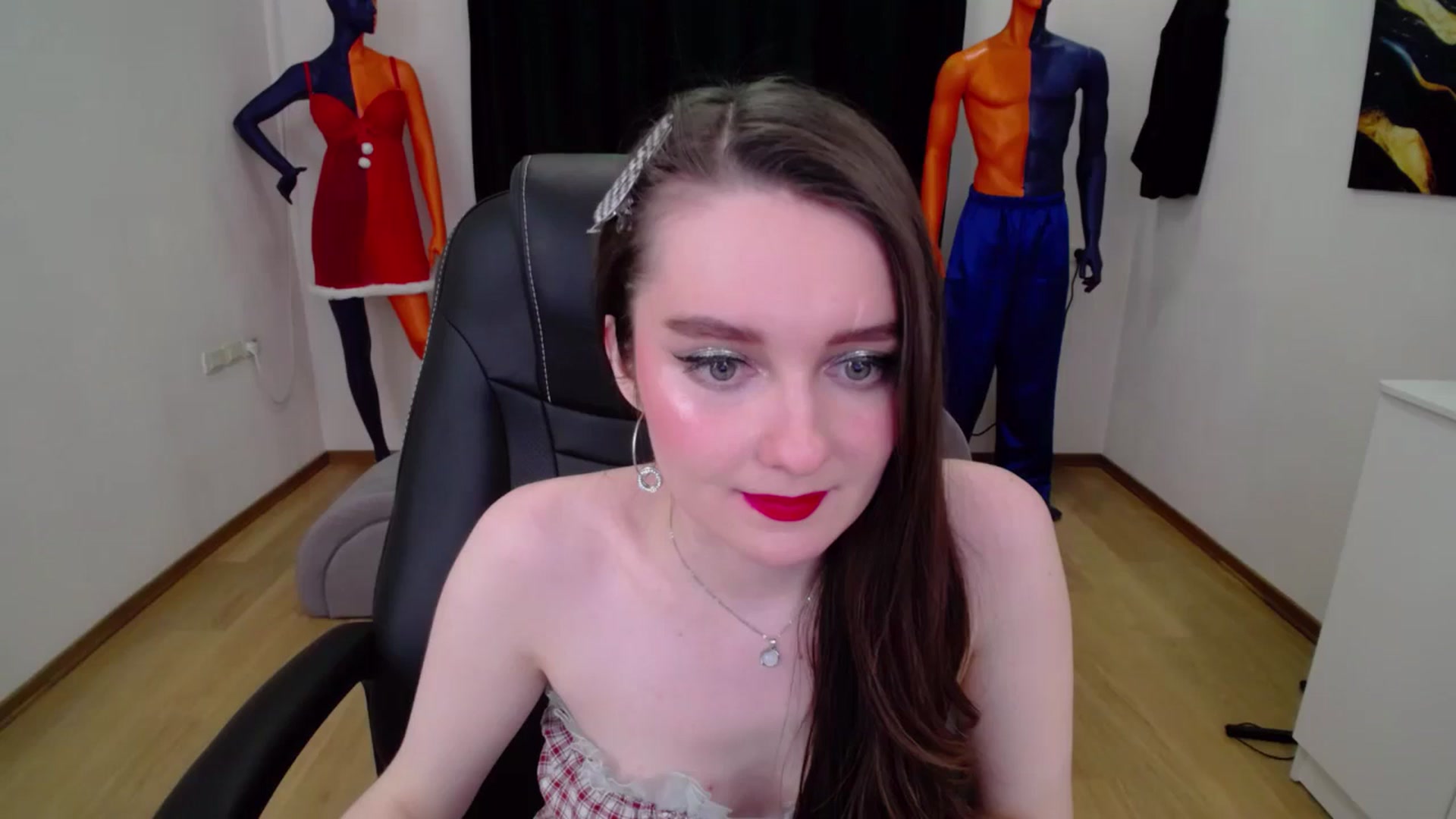 Gallery image thumbnail from Milim_Nava's myfreecams stream on, 01/20/2025, 02:30 image 12 of 20