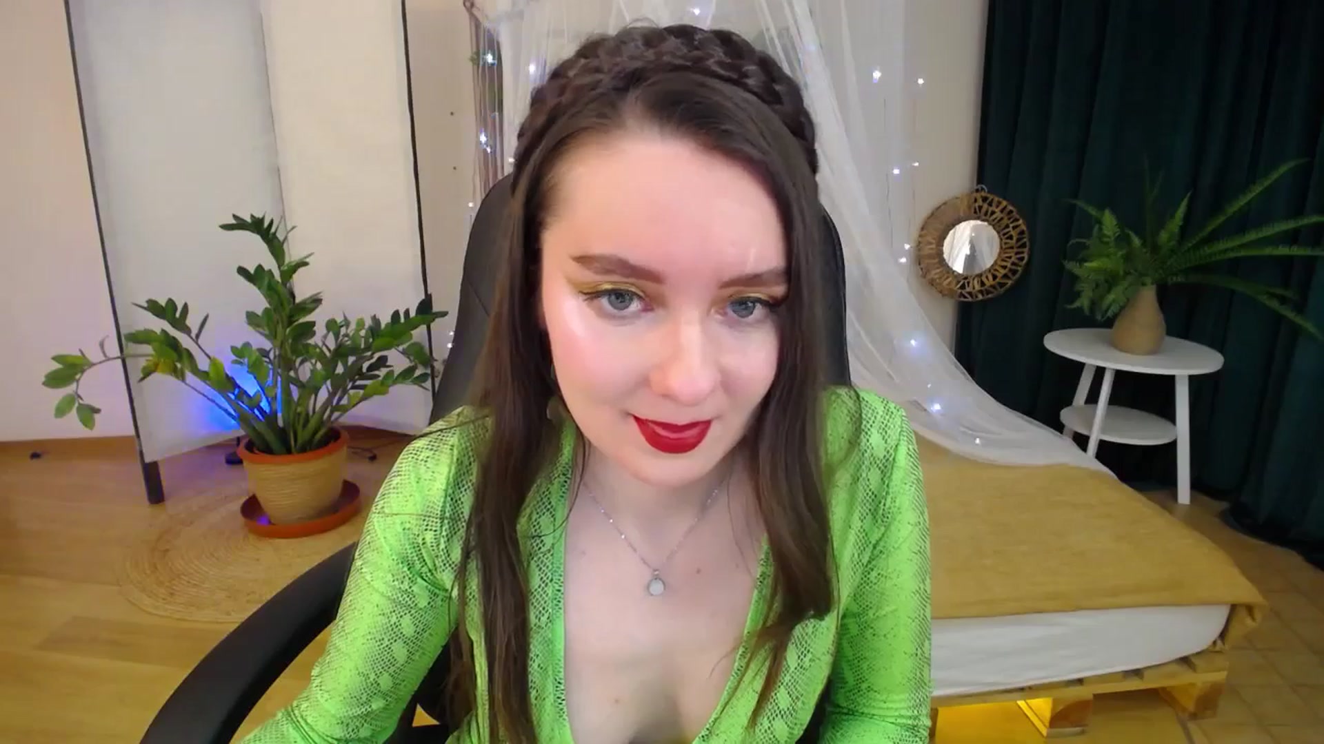 Gallery image thumbnail from Milim_Nava's myfreecams stream on, 01/20/2025, 19:03 image 13 of 20