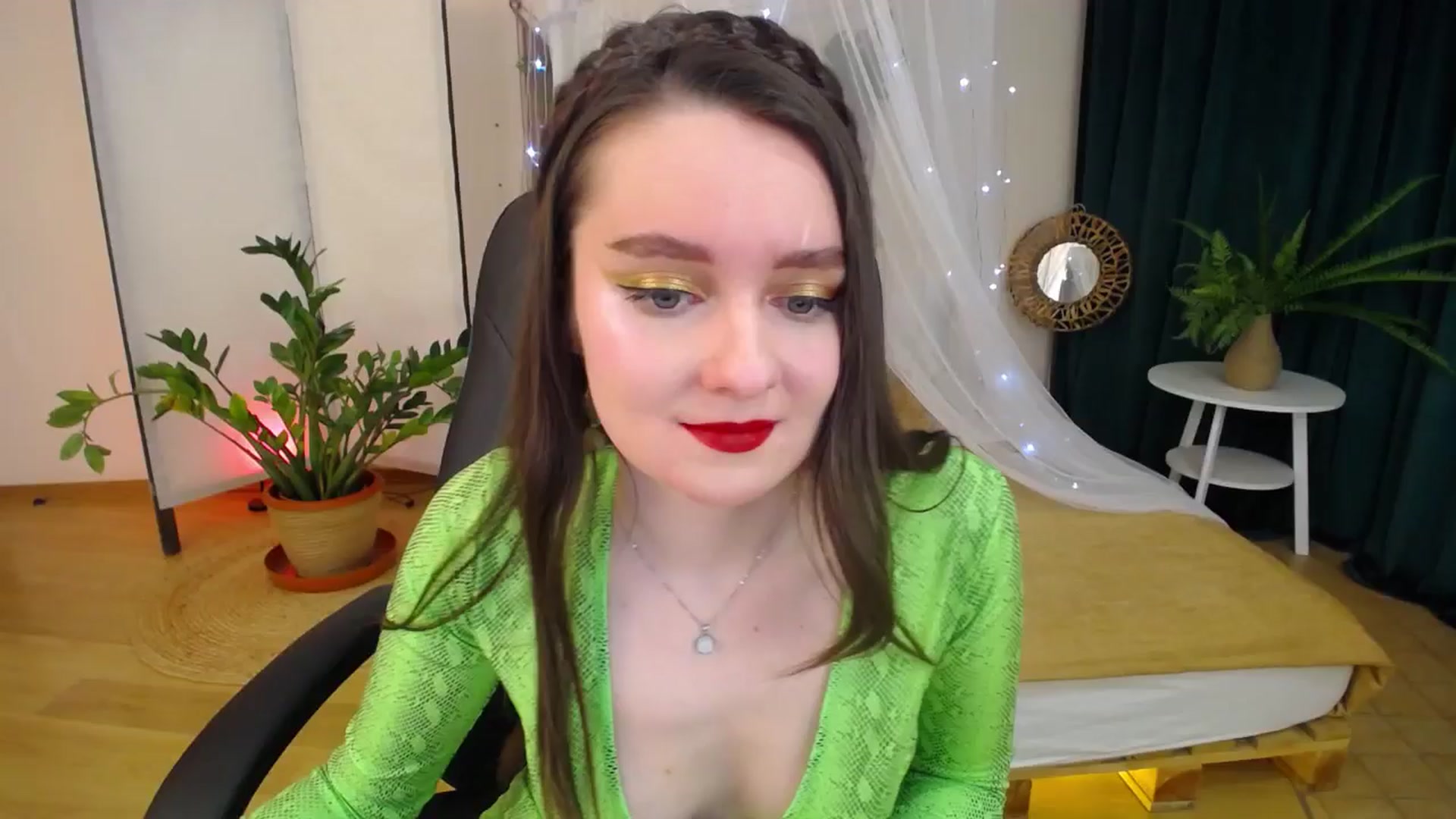 Gallery image thumbnail from Milim_Nava's myfreecams stream on, 01/20/2025, 19:03 image 15 of 20