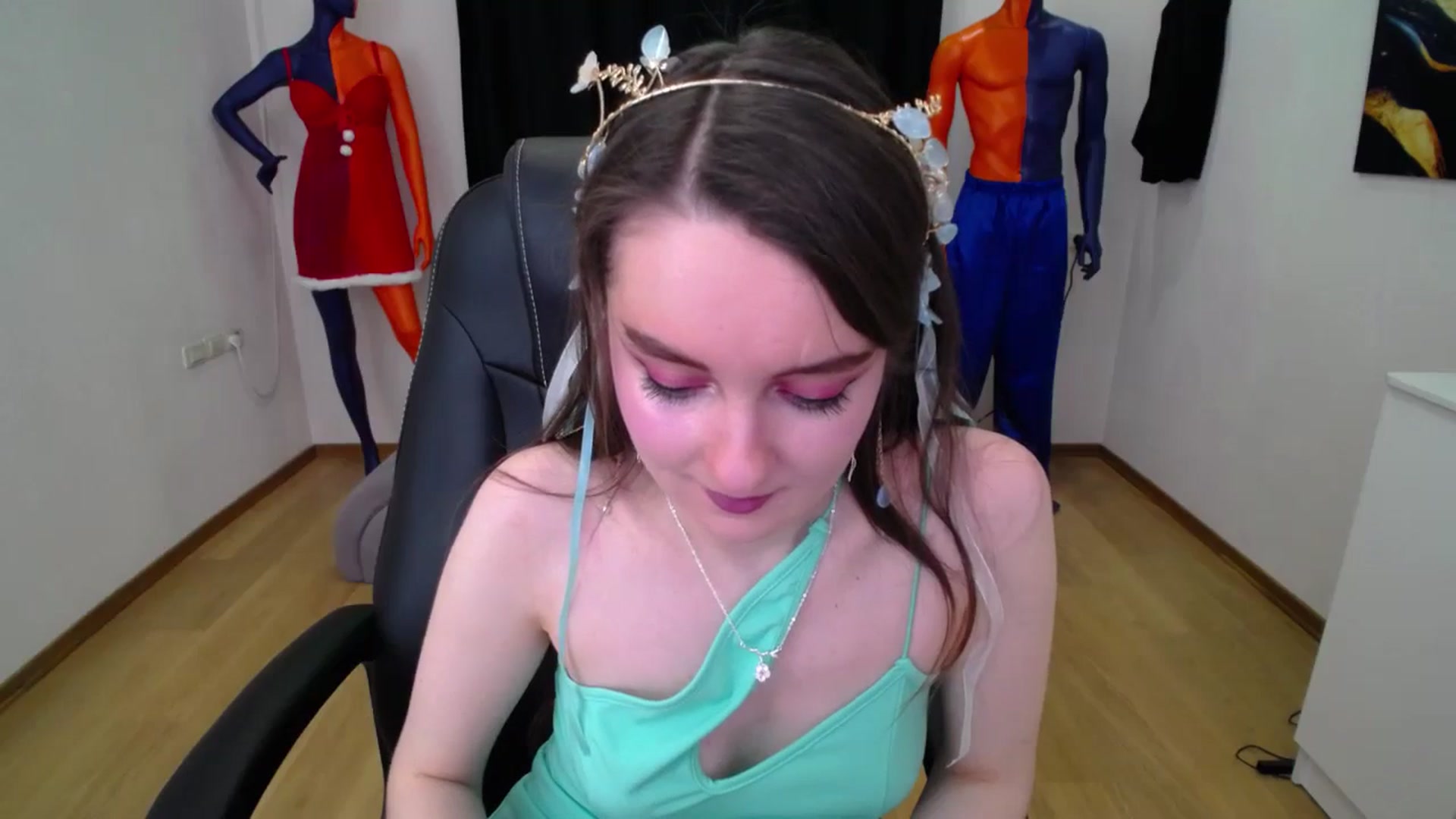 Gallery image thumbnail from Milim_Nava's myfreecams stream on, 01/26/2025, 12:25 image 15 of 20