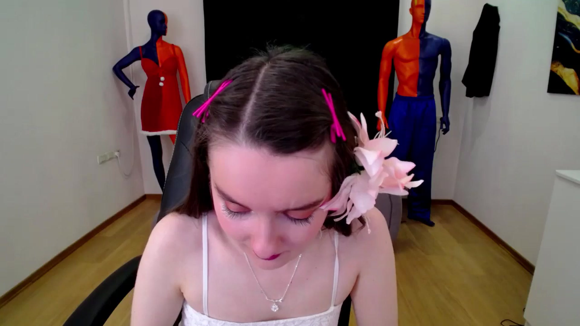 Gallery image thumbnail from Milim_Nava's myfreecams stream on, 01/28/2025, 20:06 image 3 of 20