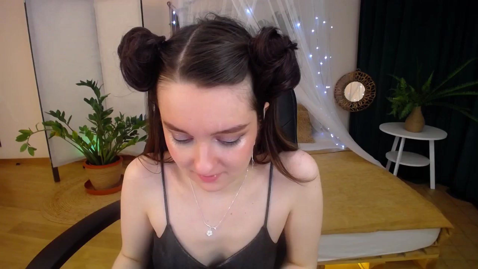 Gallery image thumbnail from Milim_Nava's myfreecams stream on, 01/29/2025, 19:36 image 6 of 20