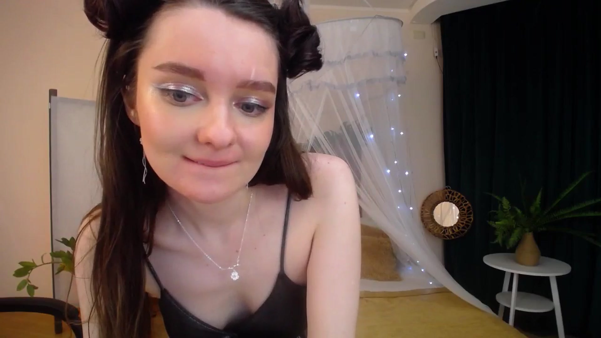 Gallery image thumbnail from Milim_Nava's myfreecams stream on, 01/29/2025, 19:36 image 18 of 20