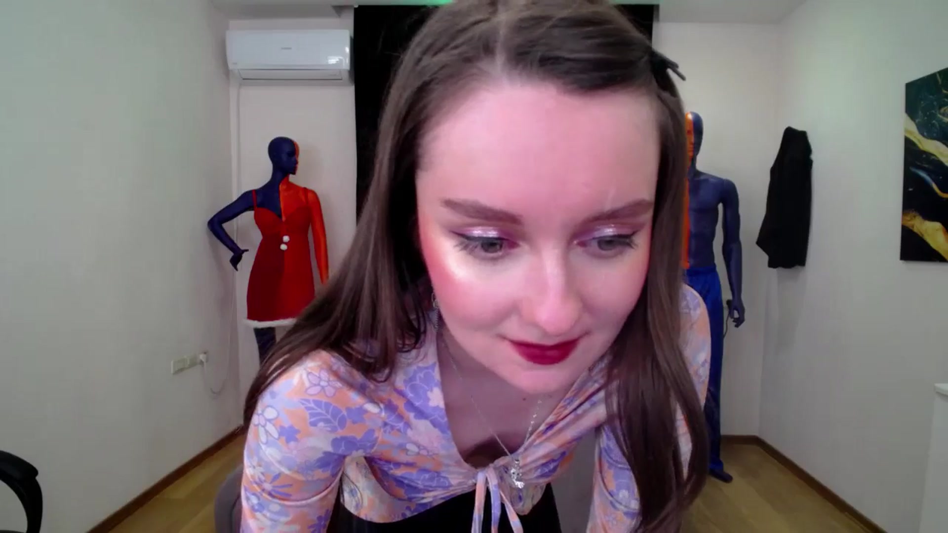 Gallery image thumbnail from Milim_Nava's myfreecams stream on, 02/04/2025, 09:47 image 6 of 20