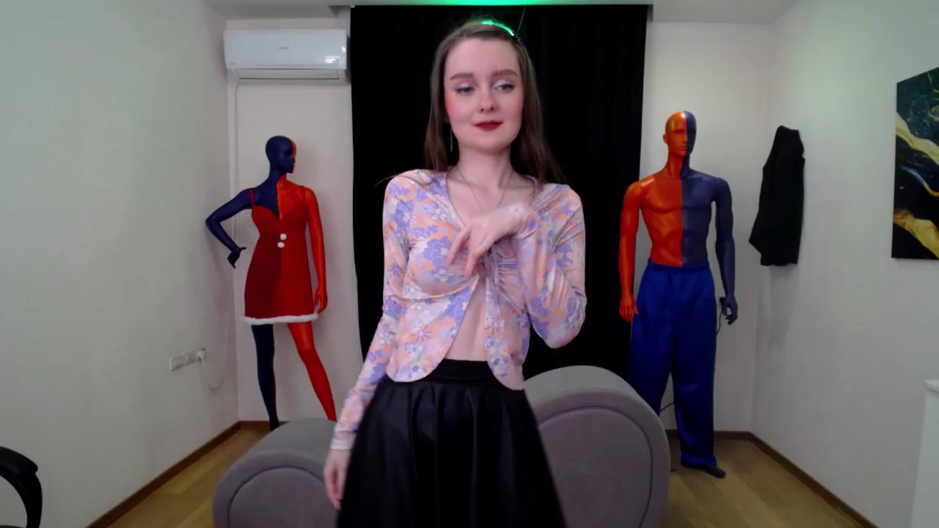 Gallery image thumbnail from Milim_Nava's myfreecams stream on, 02/04/2025, 09:47 image 11 of 20