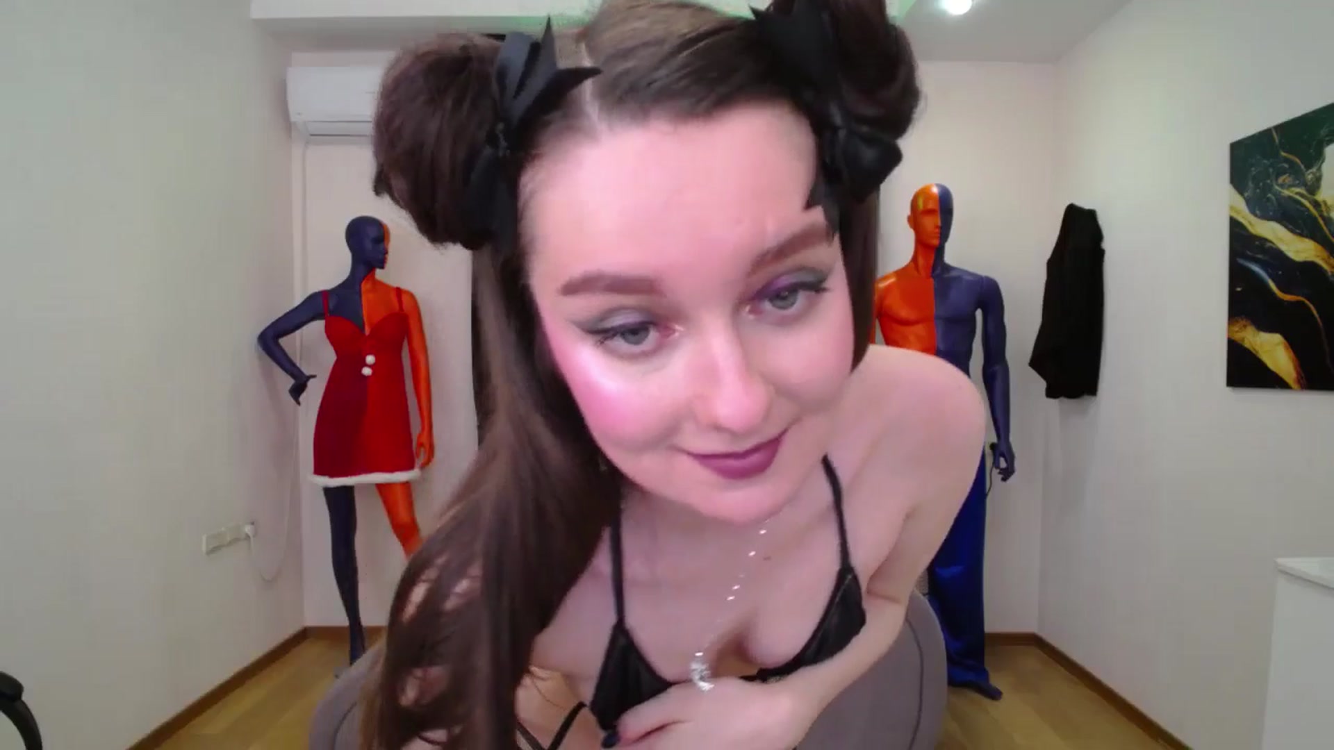 Gallery image thumbnail from Milim_Nava's myfreecams stream on, 02/06/2025, 09:18 image 4 of 20