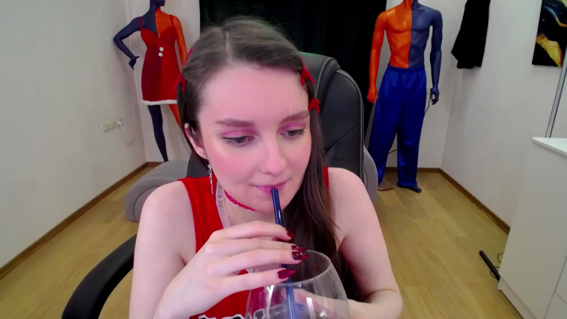 Gallery image thumbnail from Milim_Nava's myfreecams stream on, 02/10/2025, 09:53 image 13 of 20