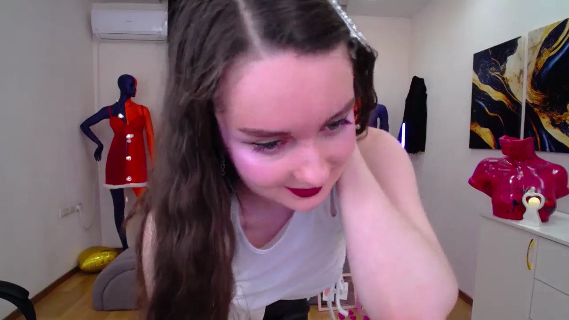 Gallery image thumbnail from Milim_Nava's myfreecams stream on, 02/15/2025, 18:40 image 17 of 20
