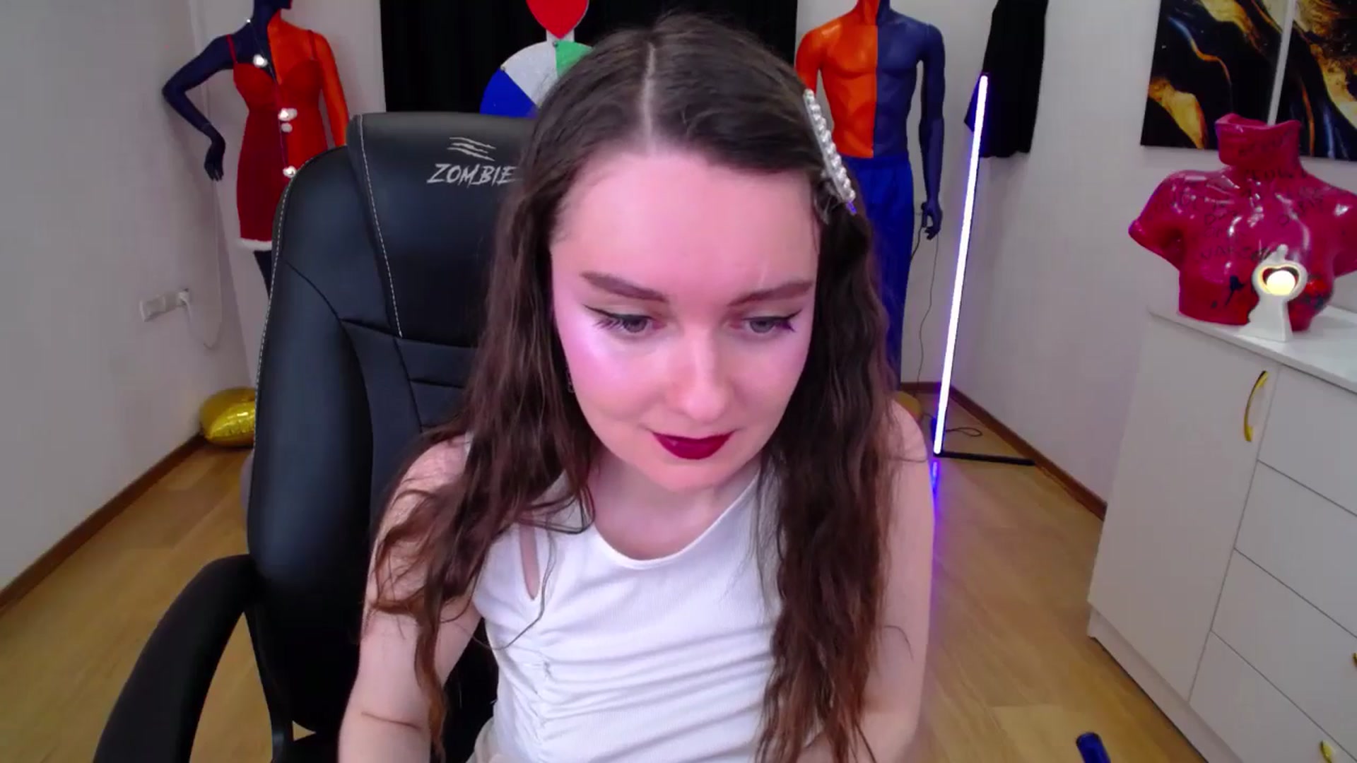 Gallery image thumbnail from Milim_Nava's myfreecams stream on, 02/15/2025, 18:40 image 9 of 20