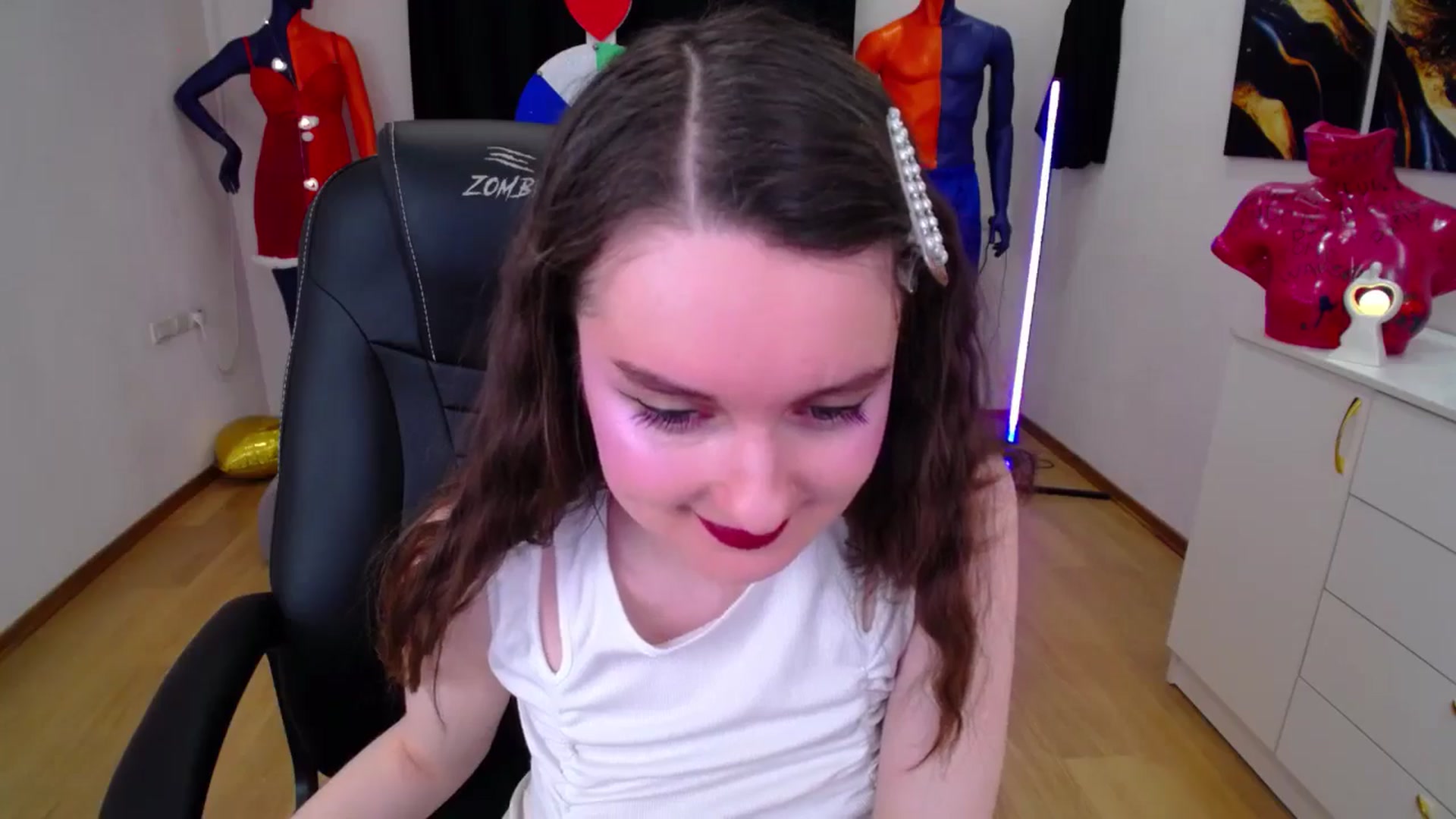 Gallery image thumbnail from Milim_Nava's myfreecams stream on, 02/15/2025, 18:40 image 11 of 20