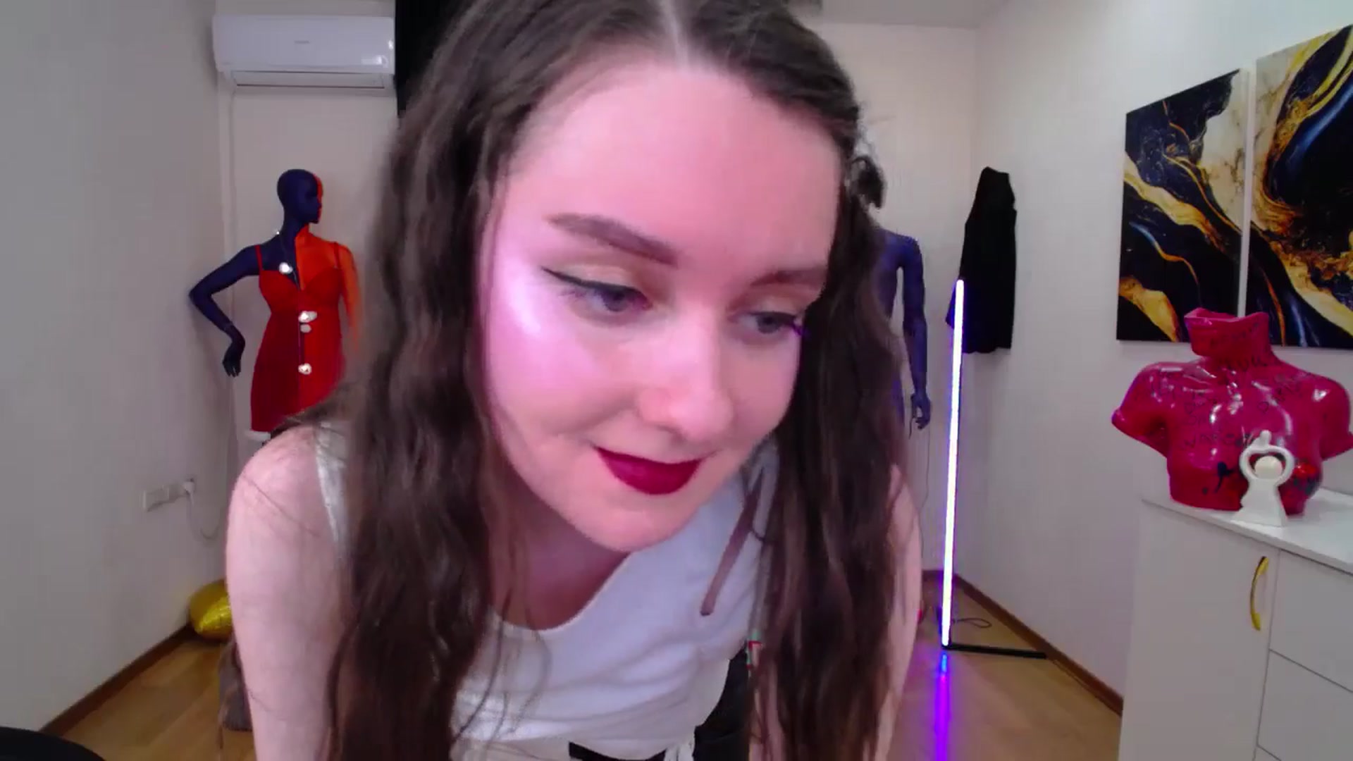 Gallery image thumbnail from Milim_Nava's myfreecams stream on, 02/15/2025, 20:07 image 11 of 20