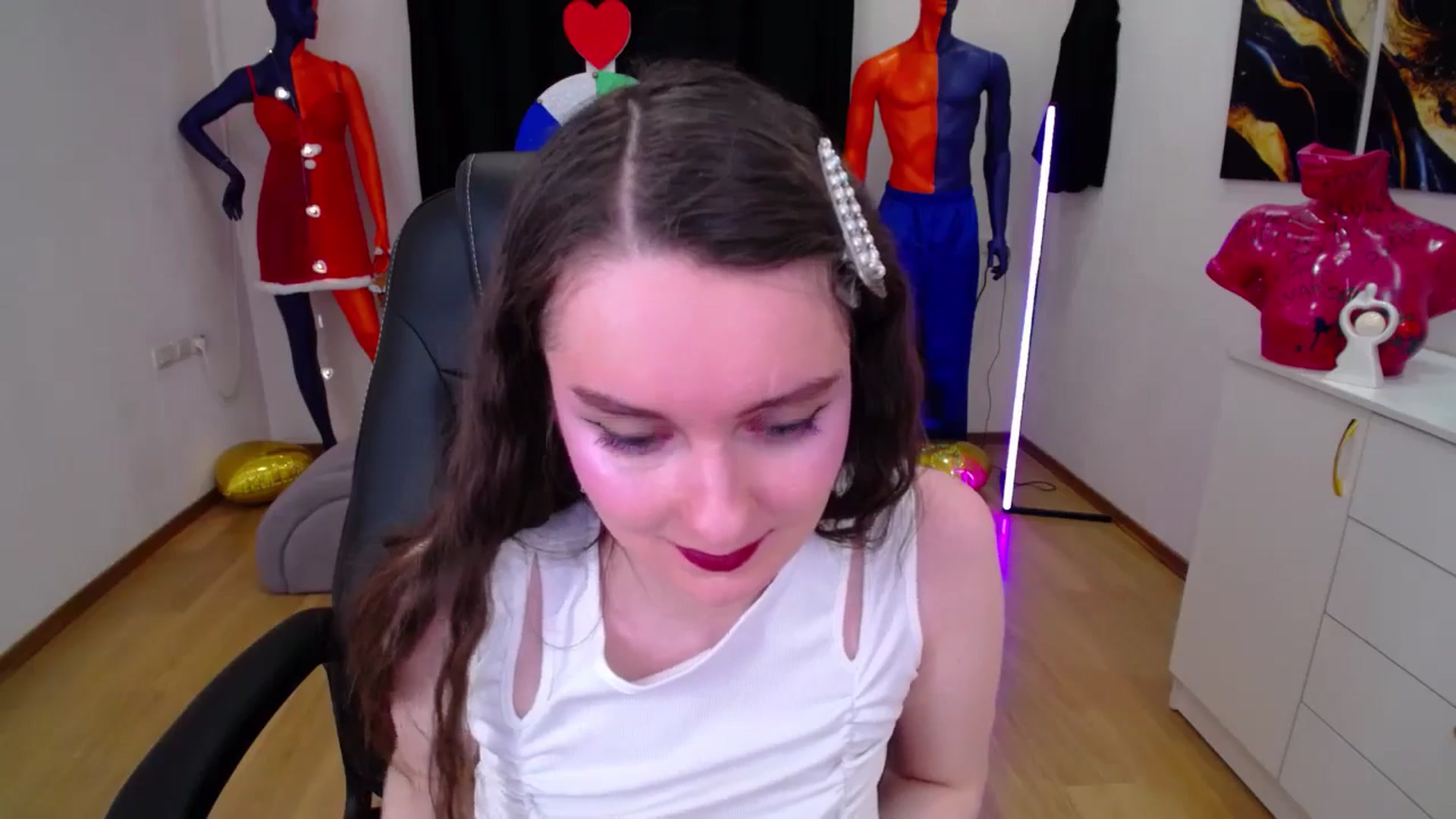 Gallery image thumbnail from Milim_Nava's myfreecams stream on, 02/15/2025, 20:07 image 18 of 20