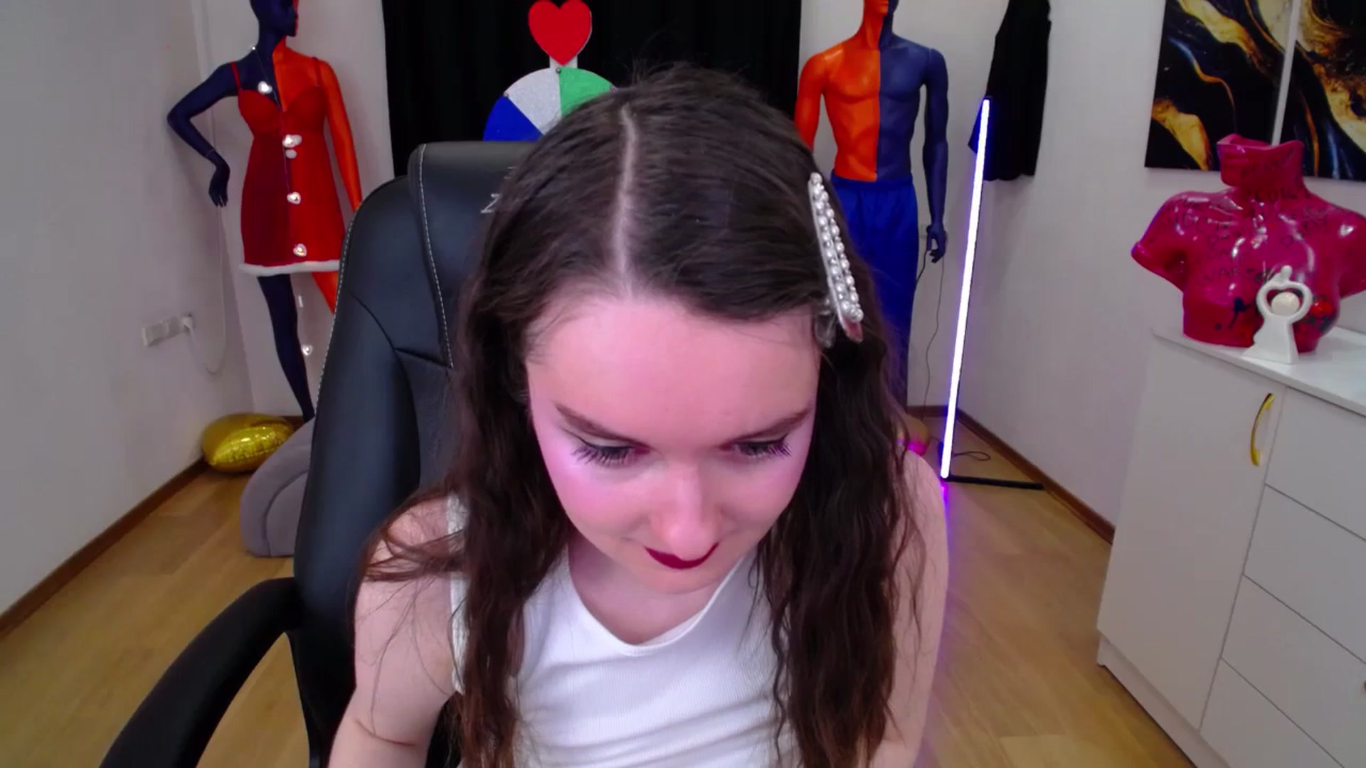 Gallery image thumbnail from Milim_Nava's myfreecams stream on, 02/15/2025, 20:07 image 15 of 20