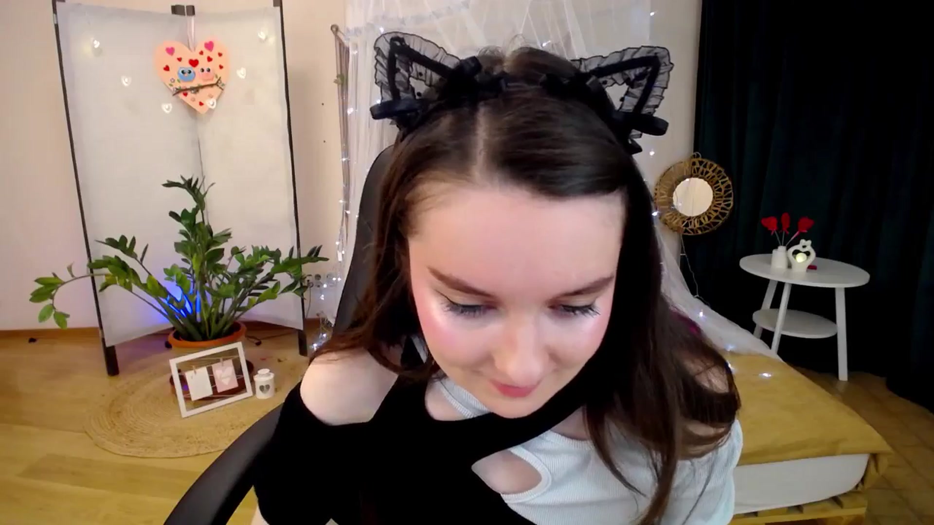 Gallery image thumbnail from Milim_Nava's myfreecams stream on, 02/16/2025, 19:13 image 2 of 20