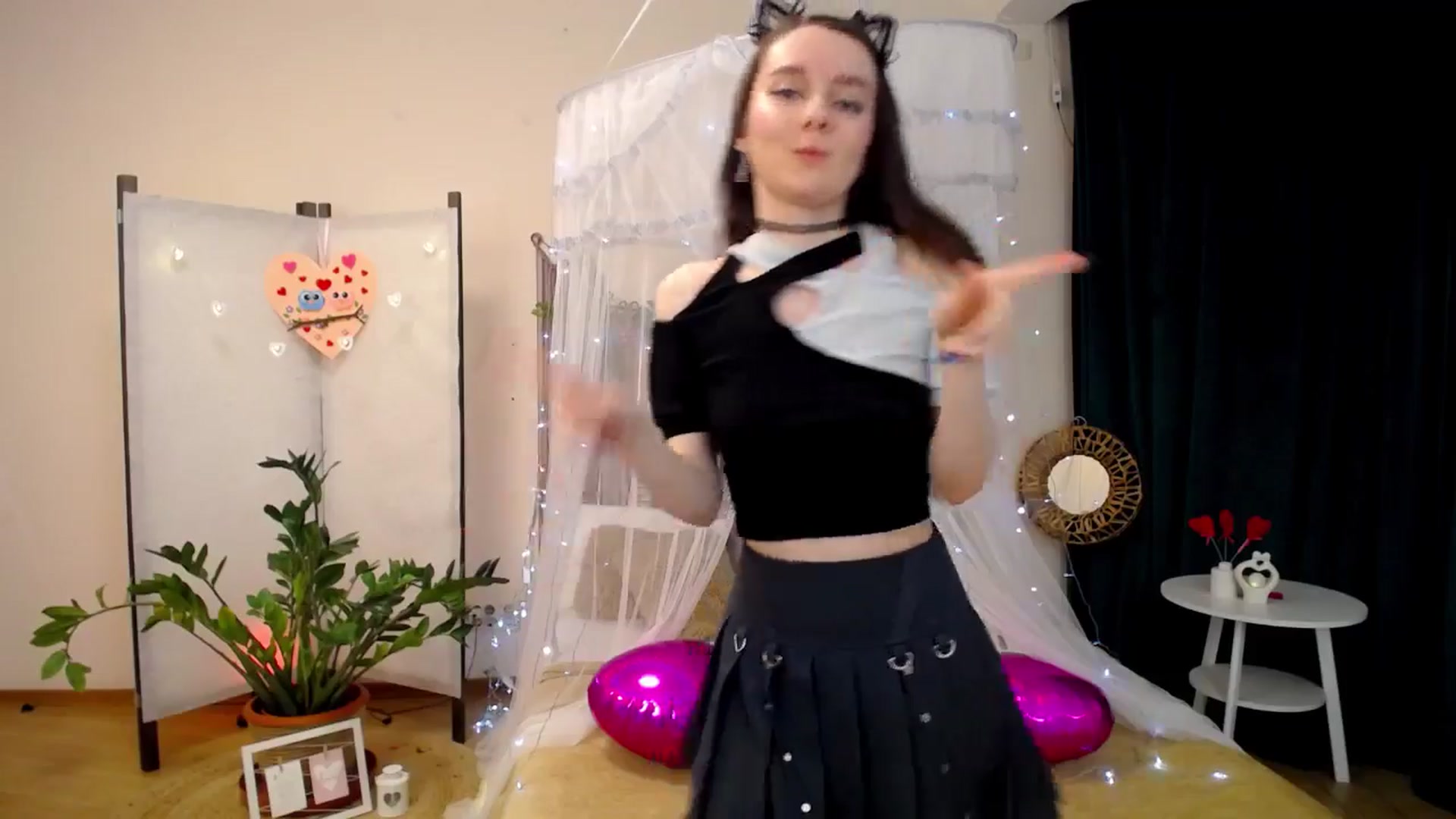Gallery image thumbnail from Milim_Nava's myfreecams stream on, 02/16/2025, 19:13 image 16 of 20