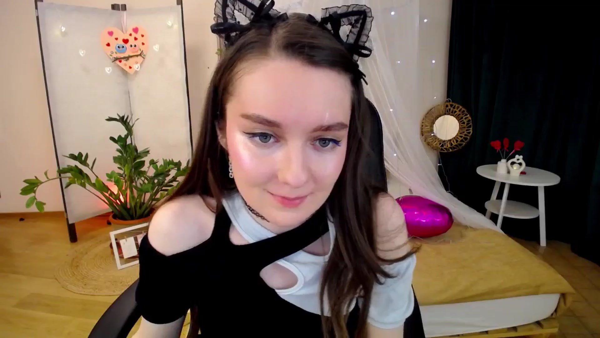 Gallery image thumbnail from Milim_Nava's myfreecams stream on, 02/16/2025, 19:13 image 19 of 20