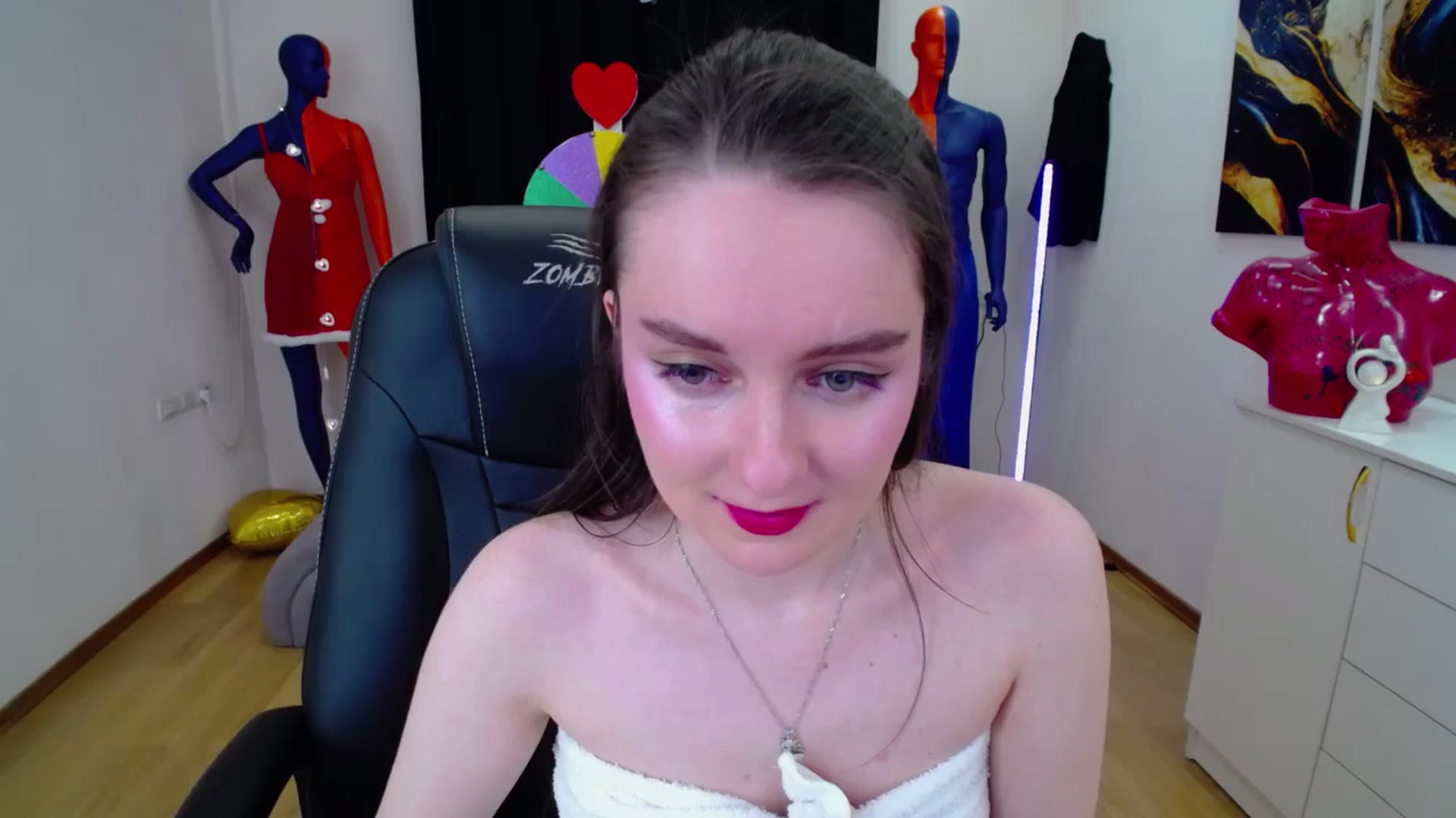 Gallery image thumbnail from Milim_Nava's myfreecams stream on, 02/18/2025, 08:58 image 17 of 20