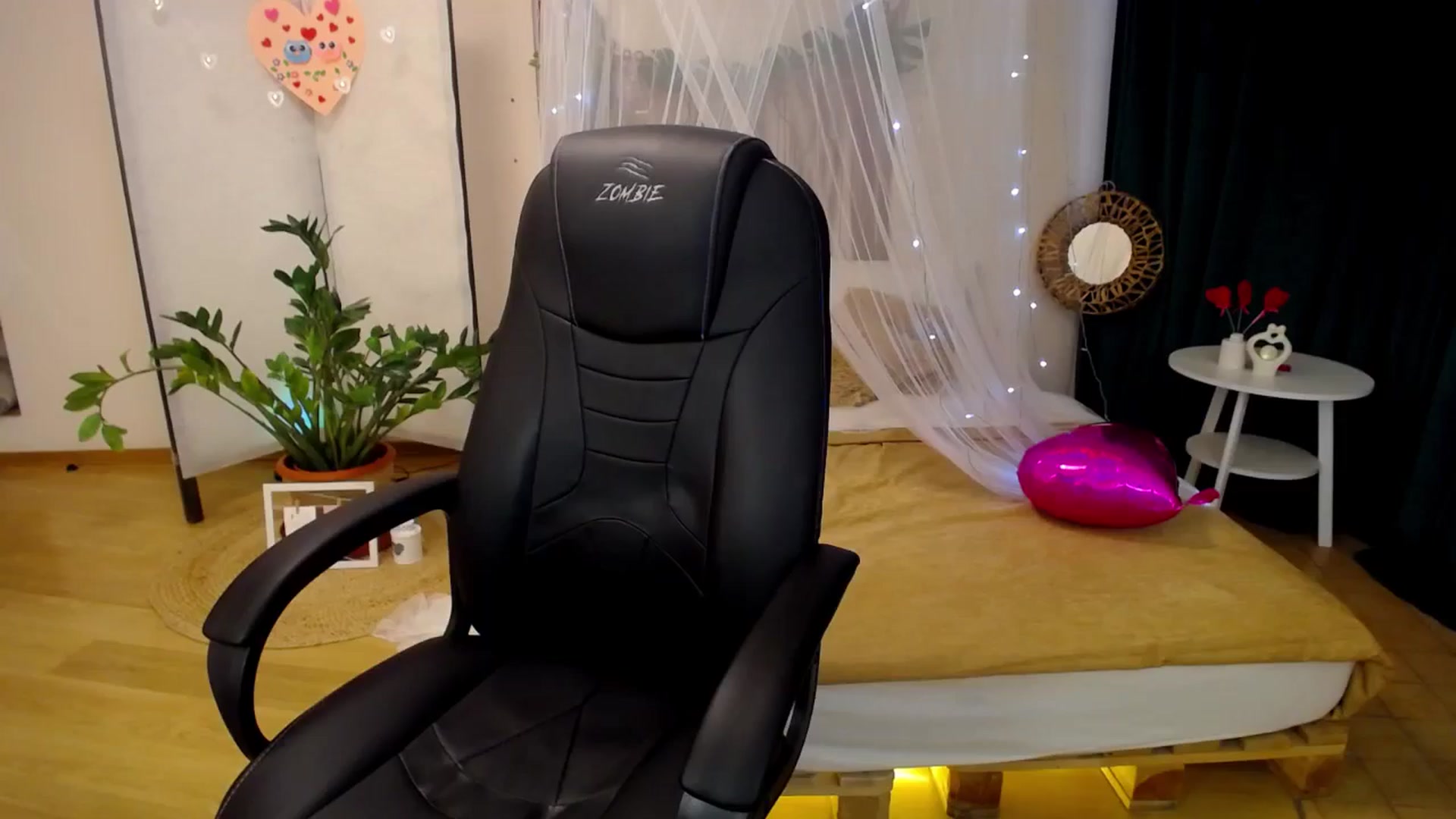 Gallery image thumbnail from Milim_Nava's myfreecams stream on, 02/19/2025, 11:06 image 1 of 20