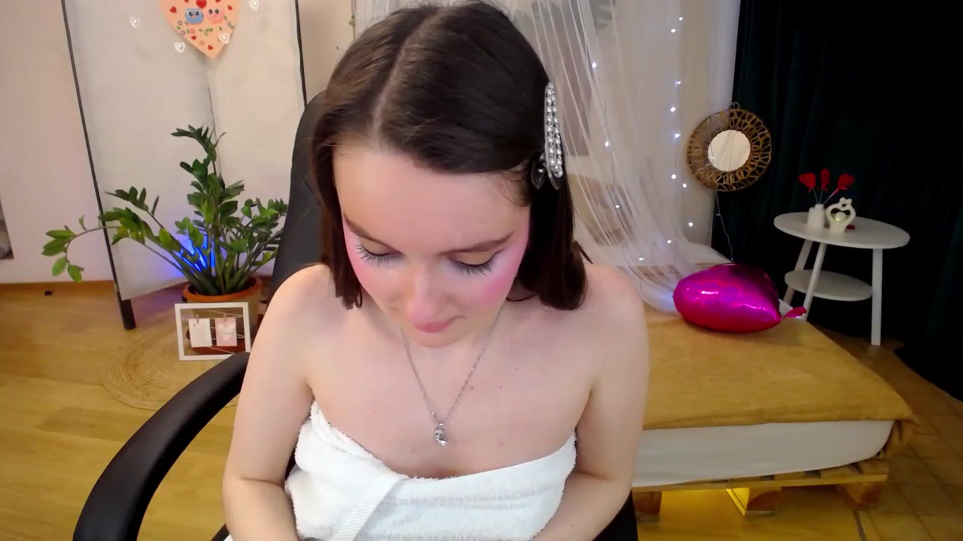 Gallery image thumbnail from Milim_Nava's myfreecams stream on, 02/19/2025, 11:06 image 4 of 20