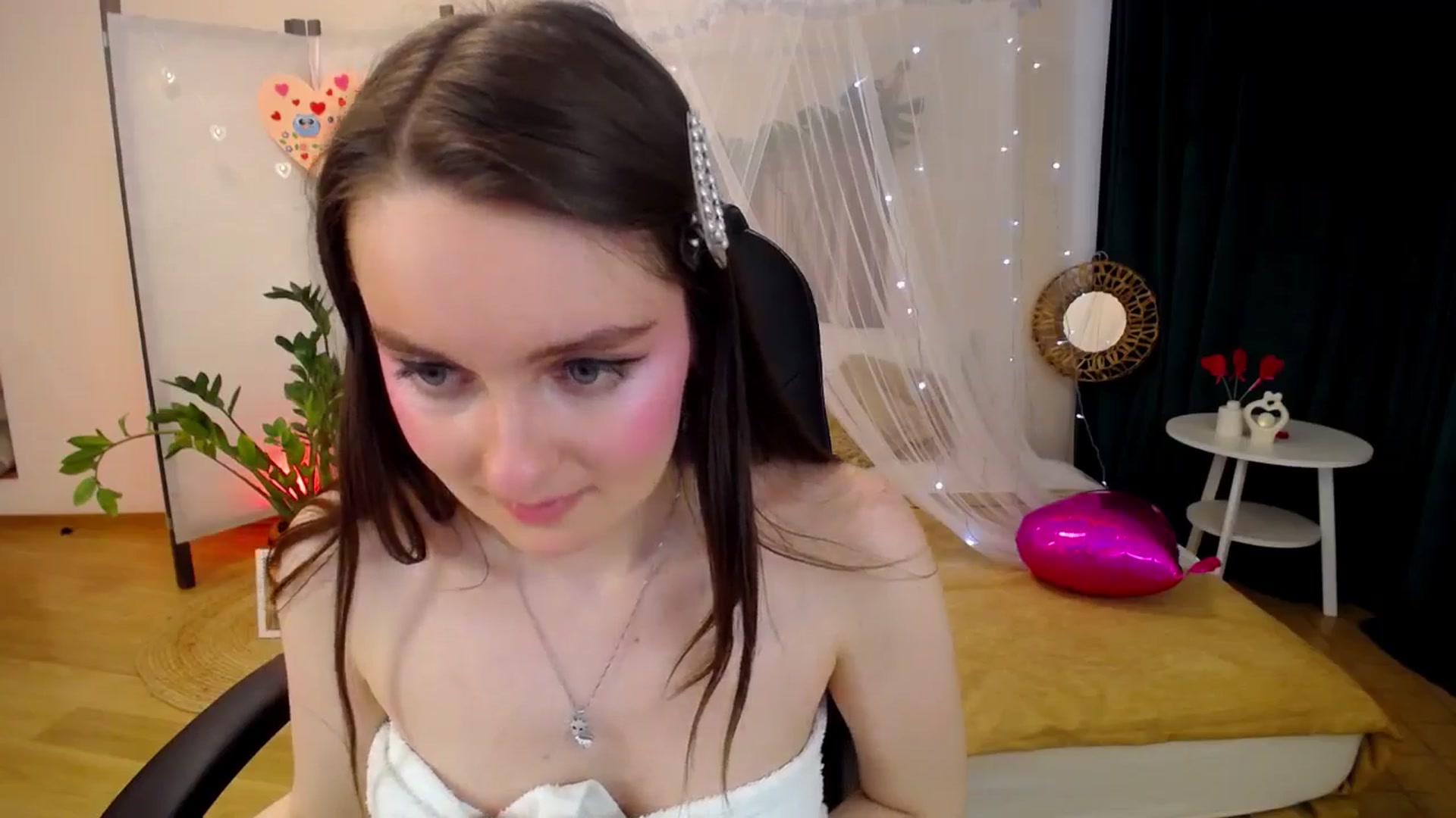 Gallery image thumbnail from Milim_Nava's myfreecams stream on, 02/19/2025, 12:52 image 2 of 20