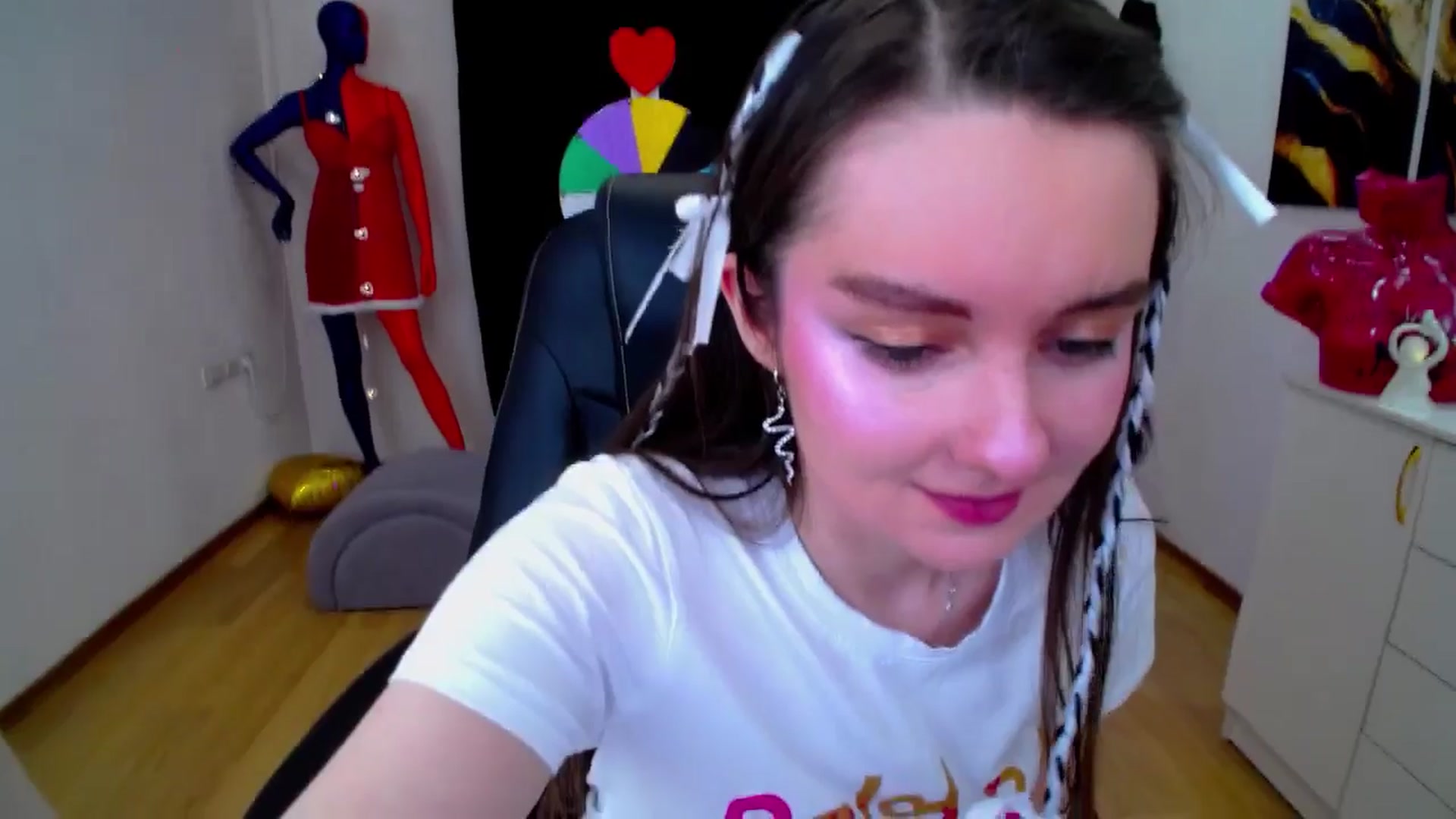 Gallery image thumbnail from Milim_Nava's myfreecams stream on, 02/20/2025, 11:17 image 18 of 20