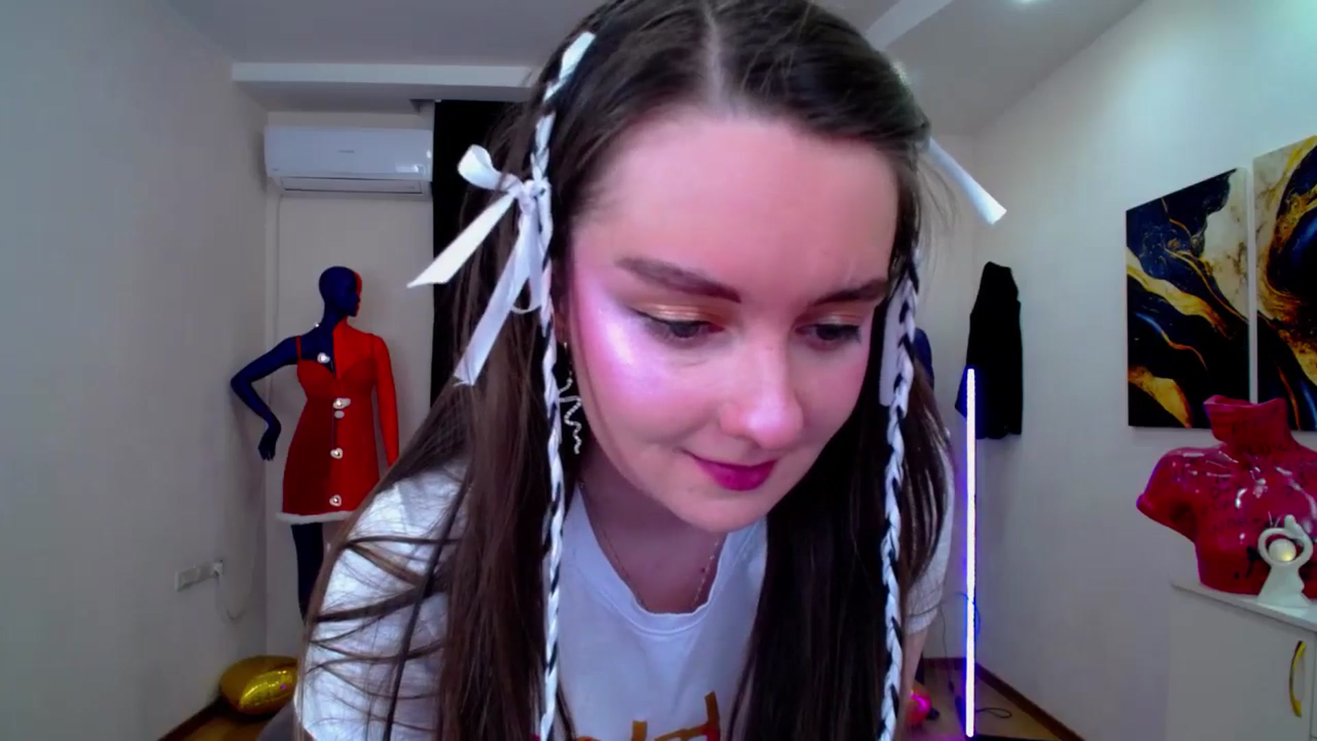 Gallery image thumbnail from Milim_Nava's myfreecams stream on, 02/20/2025, 11:17 image 14 of 20