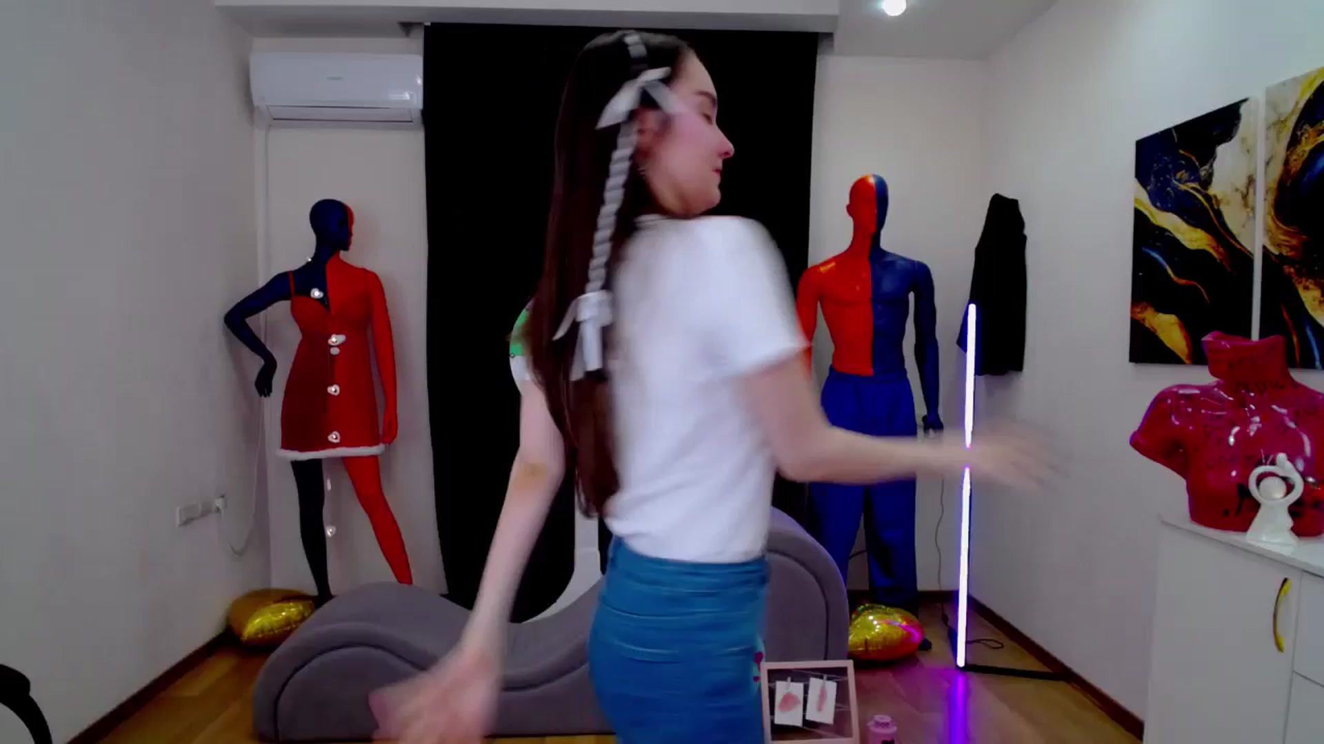 Gallery image thumbnail from Milim_Nava's myfreecams stream on, 02/20/2025, 12:47 image 10 of 20