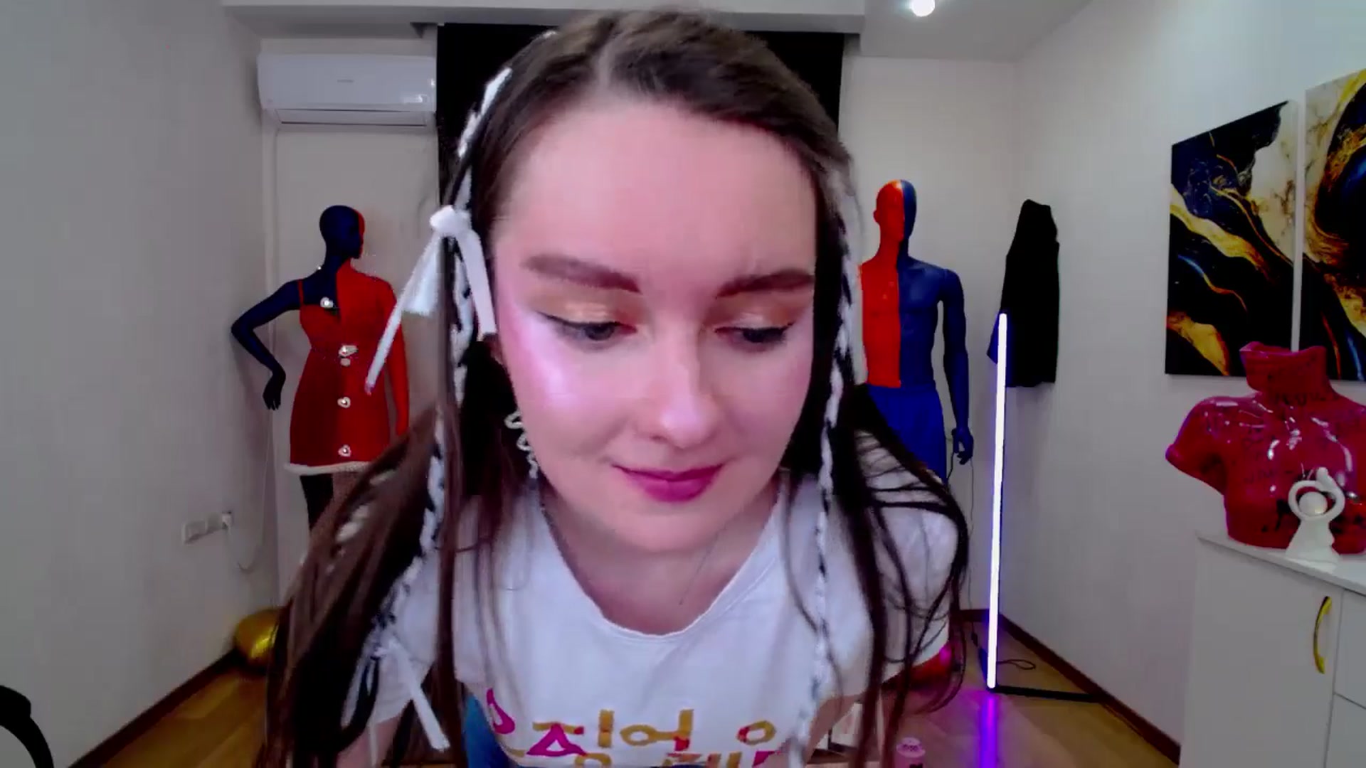 Gallery image thumbnail from Milim_Nava's myfreecams stream on, 02/20/2025, 12:47 image 13 of 20