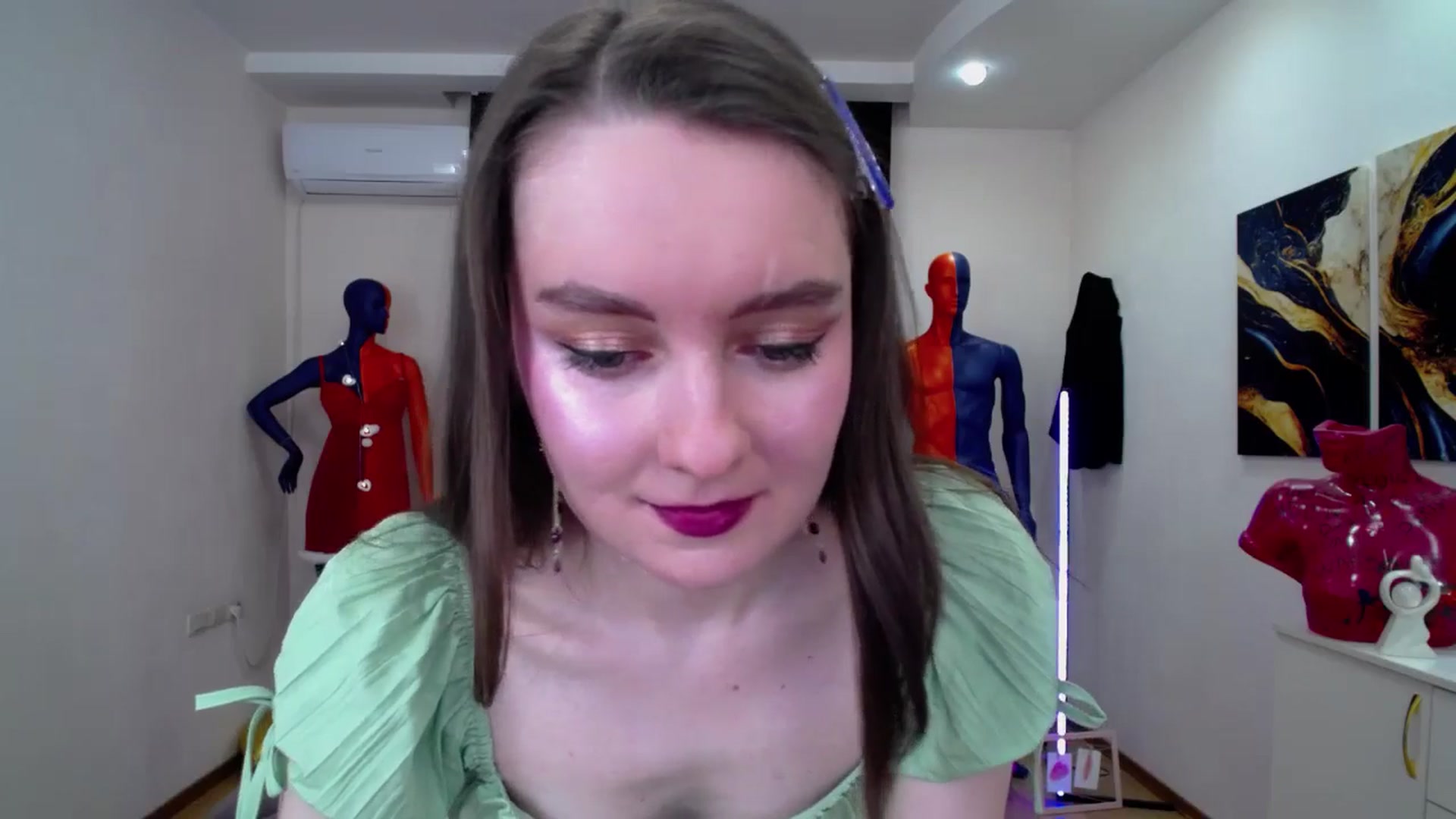 Gallery image thumbnail from Milim_Nava's myfreecams stream on, 02/21/2025, 10:49 image 11 of 20
