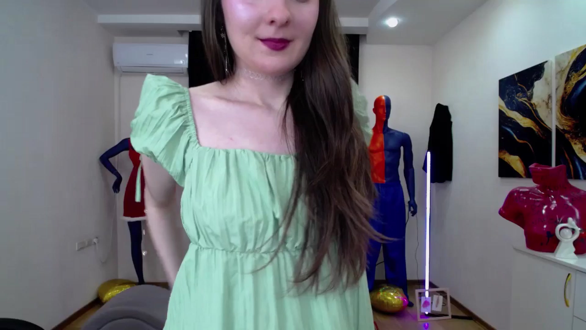Gallery image thumbnail from Milim_Nava's myfreecams stream on, 02/21/2025, 10:49 image 15 of 20